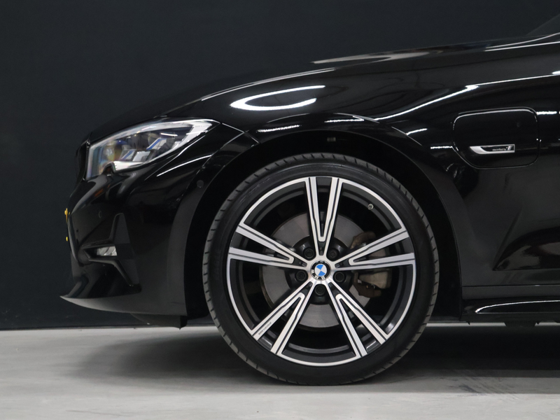BMW 320 3-serie Touring 320e Business Edition Plus M Sport — photo 3