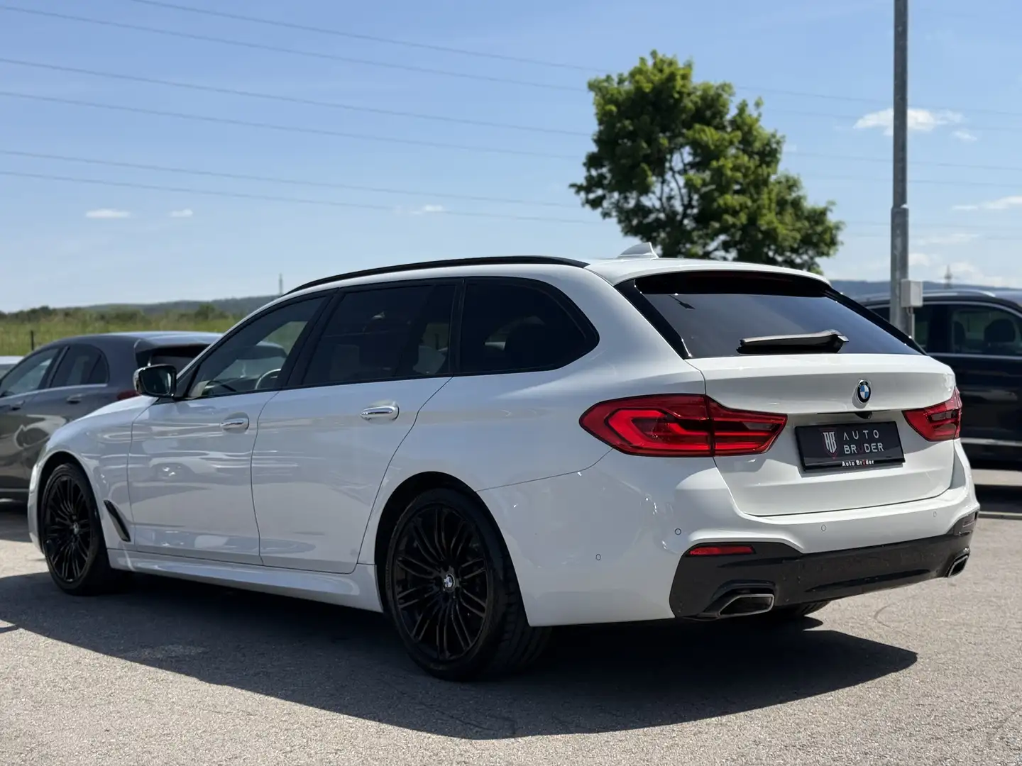 BMW 520 520 d xDrive M Sport Weiß - 2