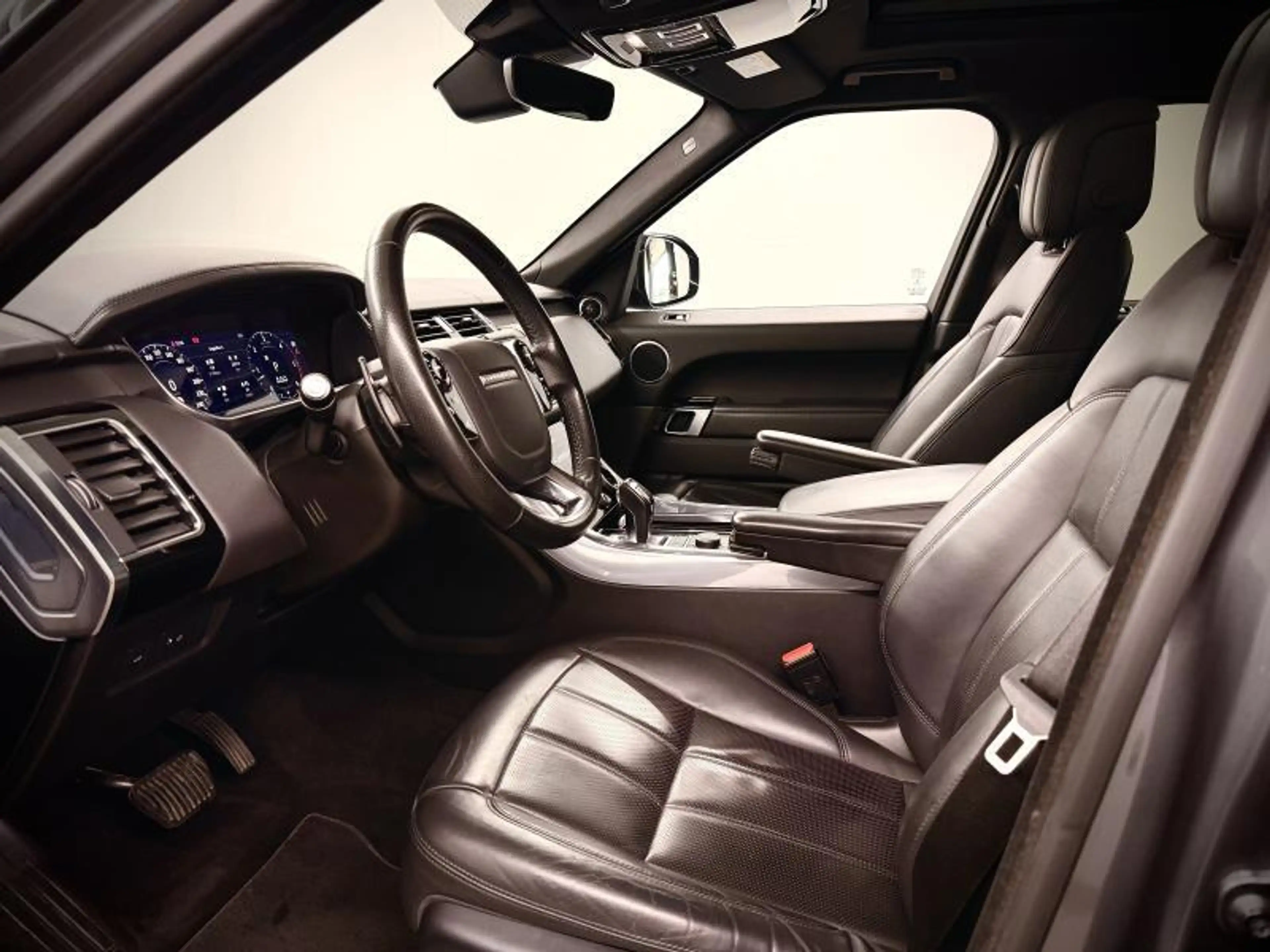 Land Rover Range Rover Sport HSE — photo 17