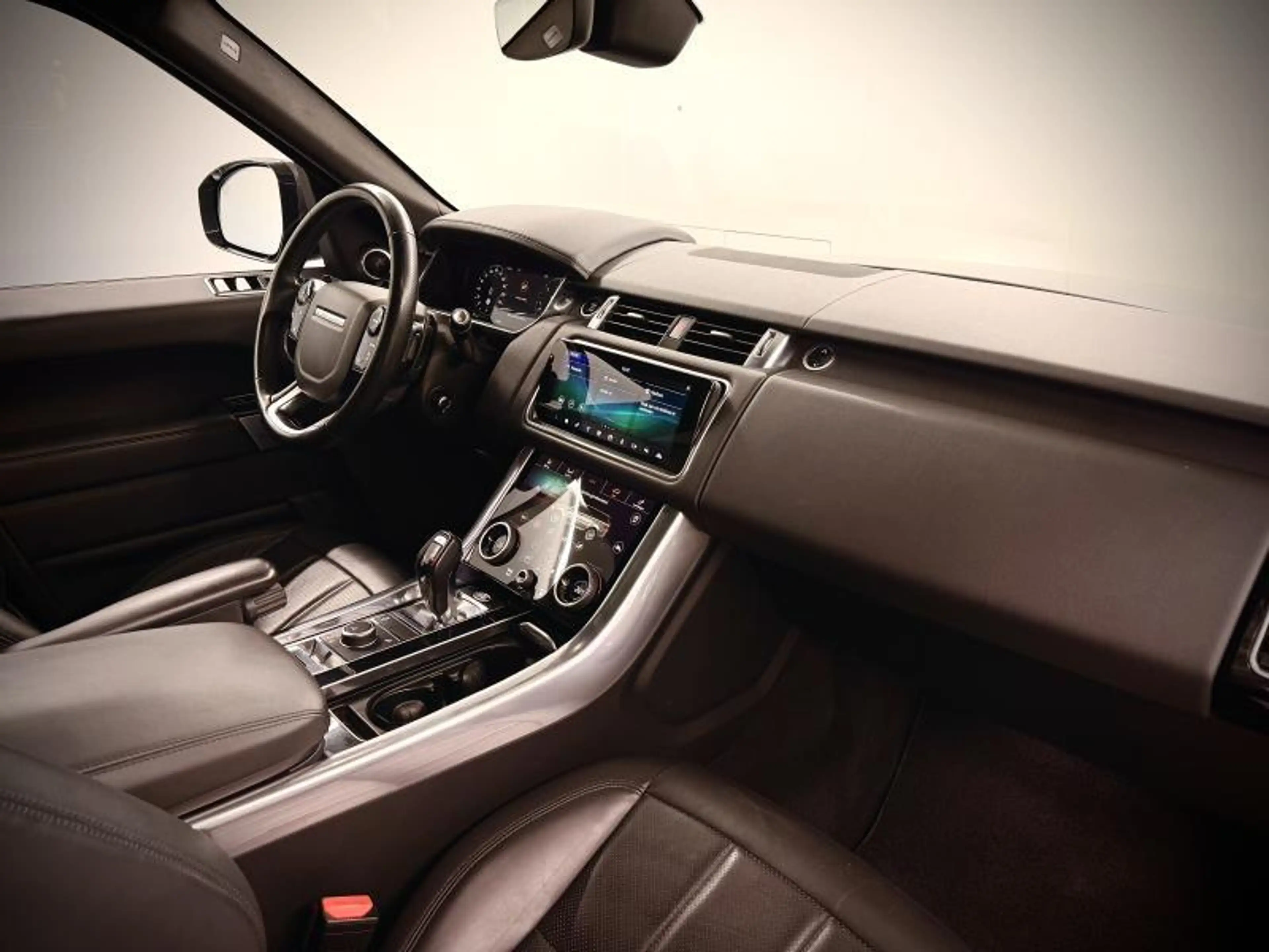 Land Rover Range Rover Sport HSE — photo 26