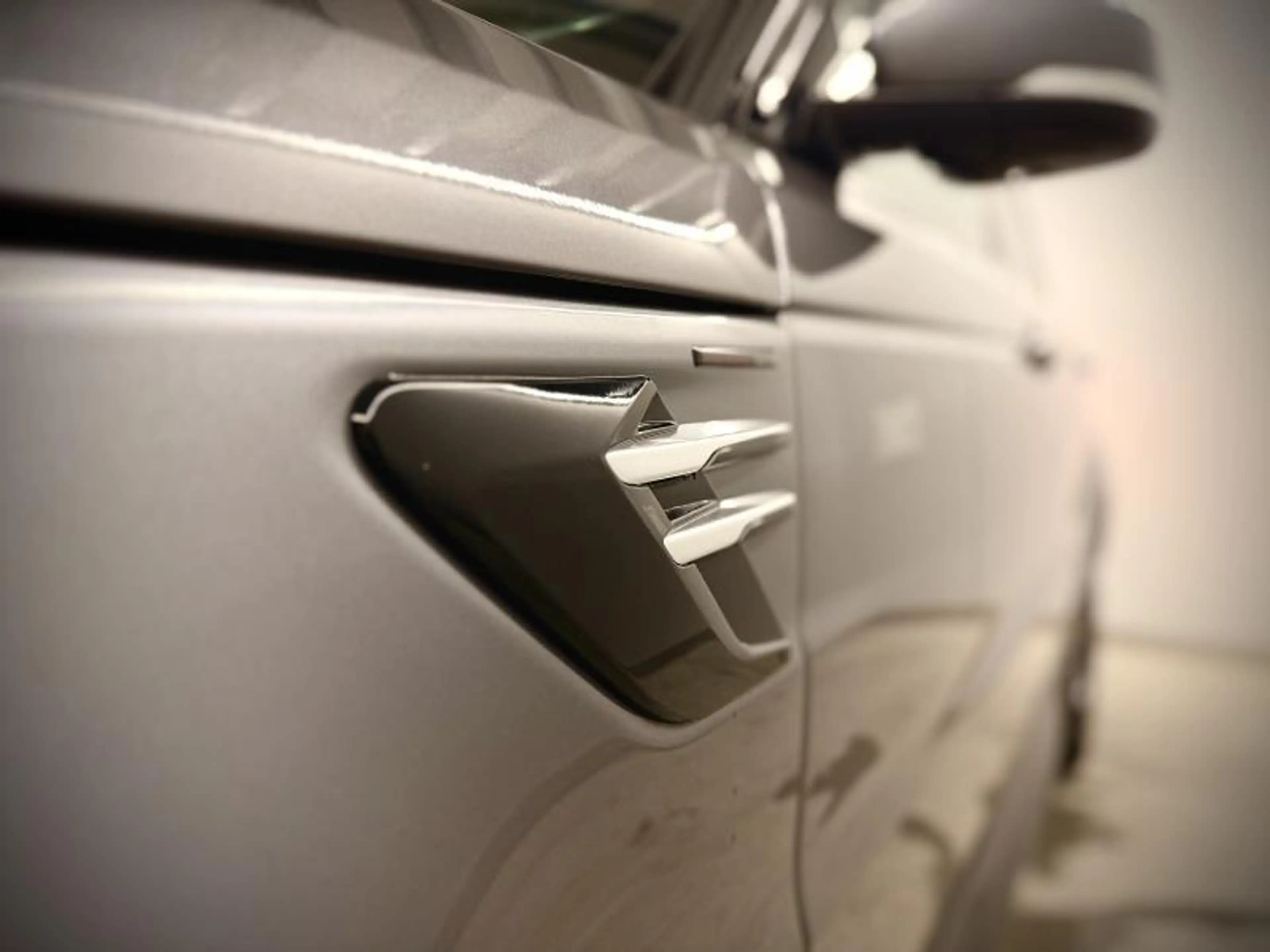 Land Rover Range Rover Sport HSE — photo 9