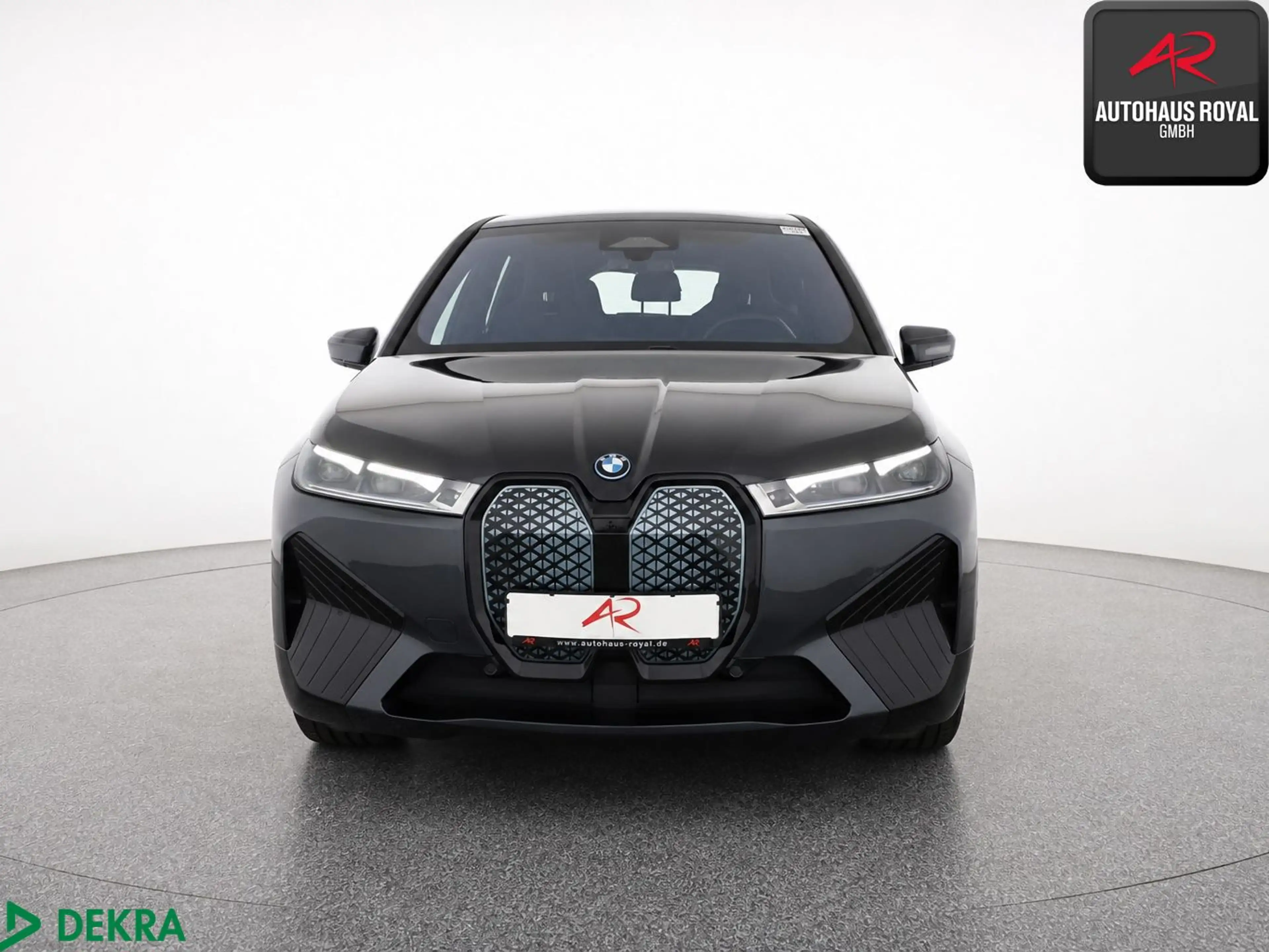 BMW iX xDrive50 SPORT LASER,SKYLOUNGE,360,HEAD,ACC, — photo 8