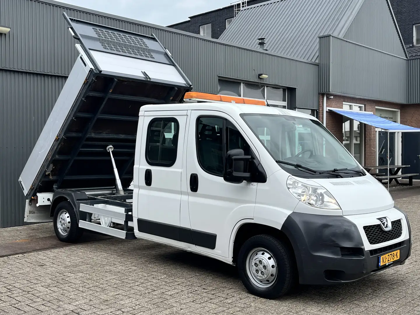 Peugeot Boxer 335 2.2 HDI L3 DC Kipper Kieper Trekhaak 2500kg tr Wit - 1