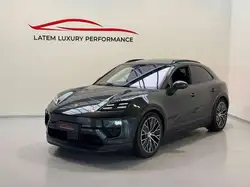 Porsche Macan 4