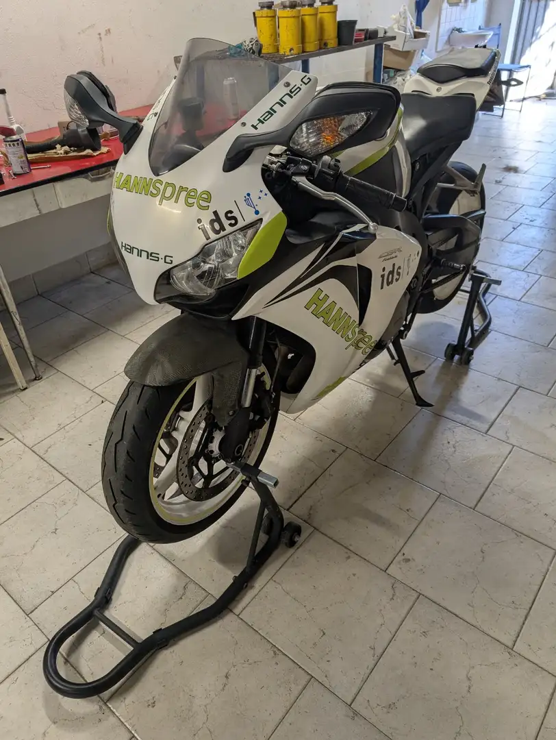 Honda CBR 1000 Blanc - 1