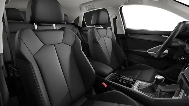 Audi Q3 view 8