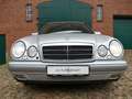 Mercedes-Benz E 320 T 4MATIC ELEGANCE 55.000 Km Scheckheft Silber - thumbnail 2