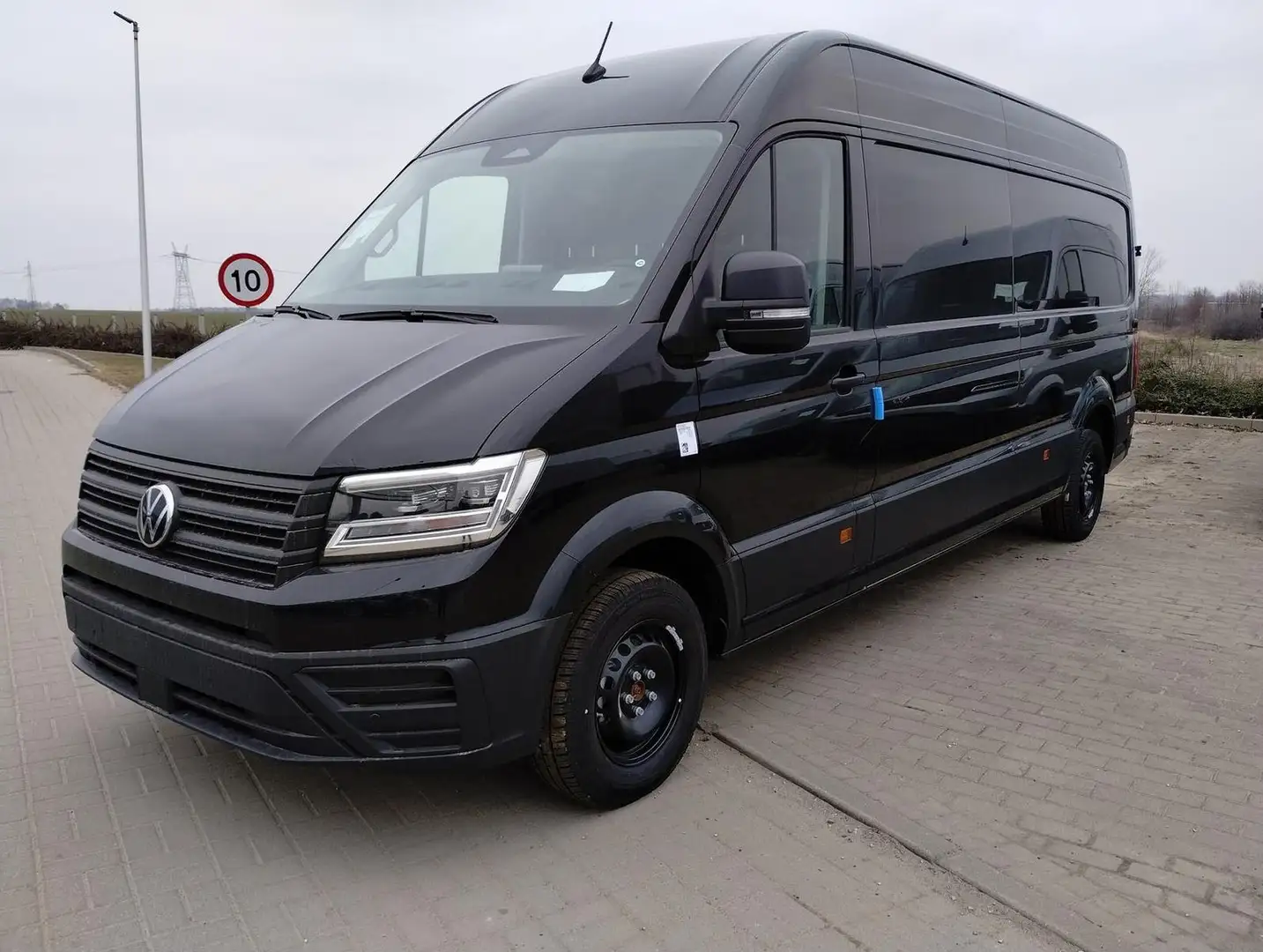 Volkswagen Crafter Kasten 35 lang Hochdach FWD Zwart - 2