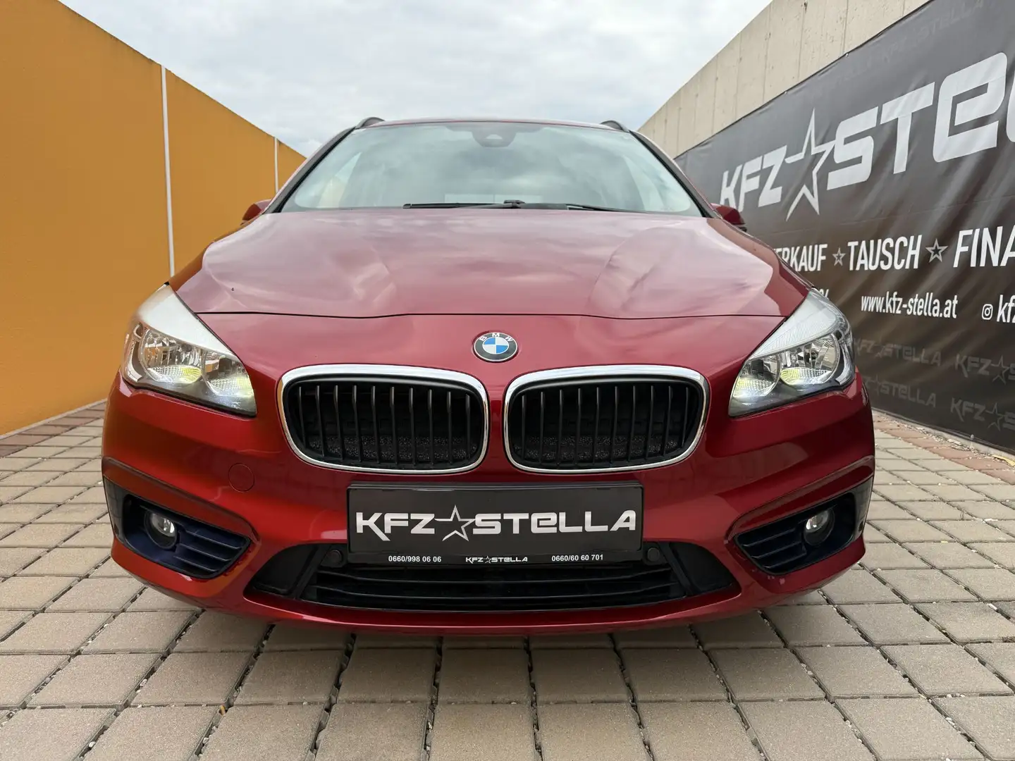 BMW 218 2er-Reihe Gran Tourer (F46)  Gran Tourer Sport Li Rouge - 2
