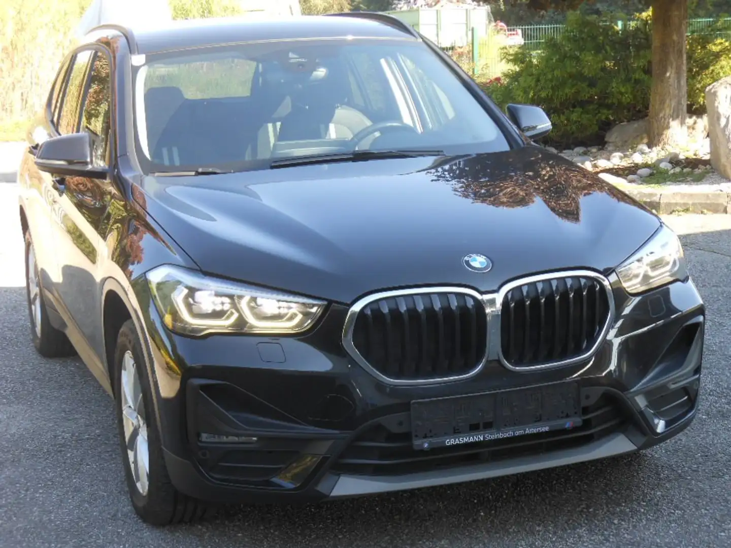 BMW X1 sDrive 18 d   *  V E R K A U F T   * Schwarz - 1