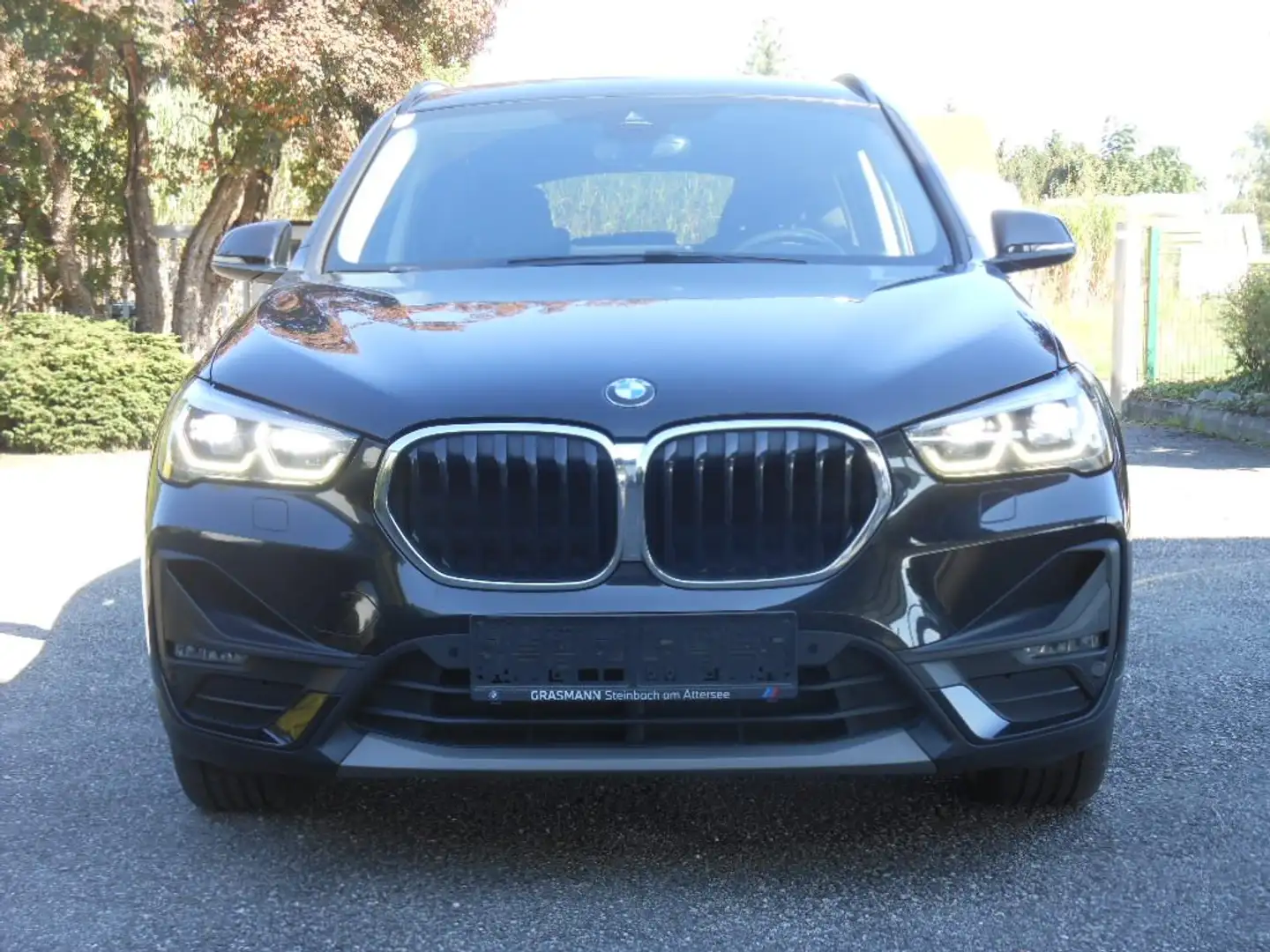 BMW X1 sDrive 18 d   *  V E R K A U F T   * Schwarz - 2