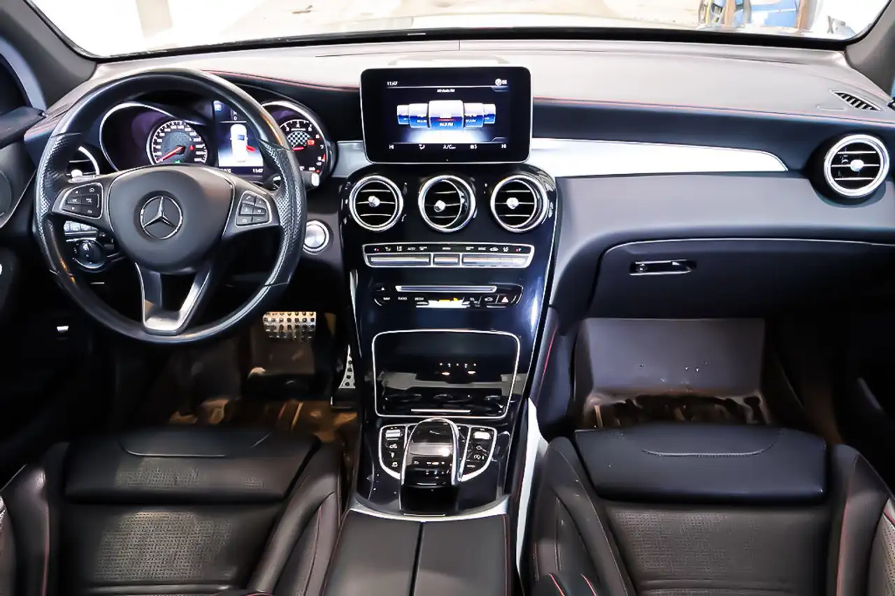 Mercedes-Benz GLC снимка Mercedes-Benz GLC