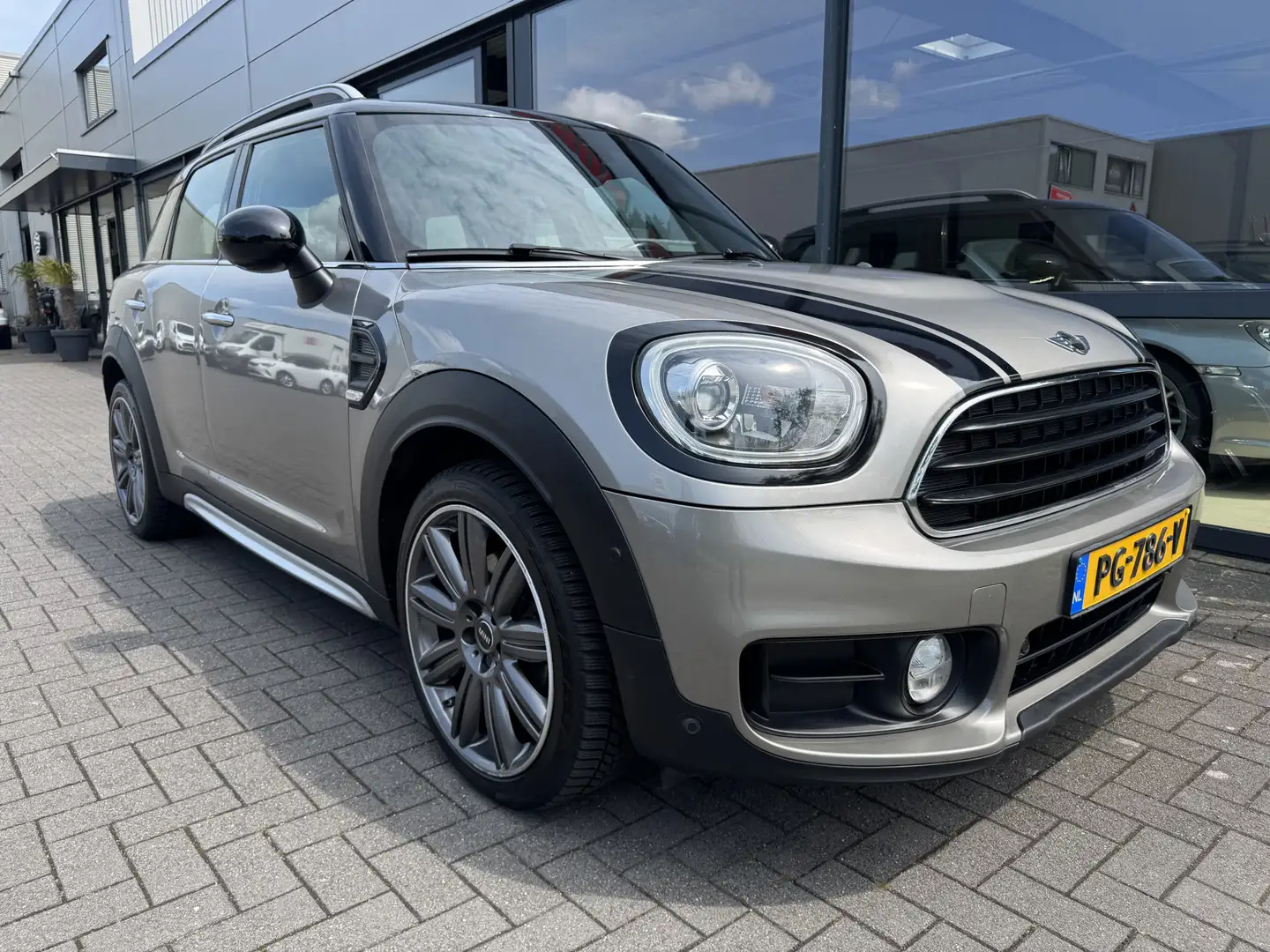 MINI Cooper Countryman Mini 1.5 Chili Grau - 2