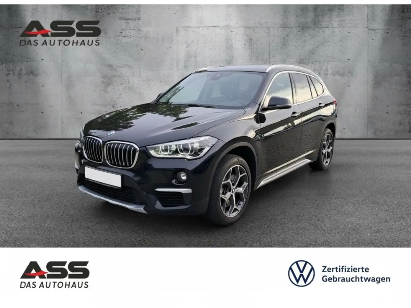BMW X1 20i x-Line Park-Assistent AHK-abnehmbar Navi Leder Negro - 1