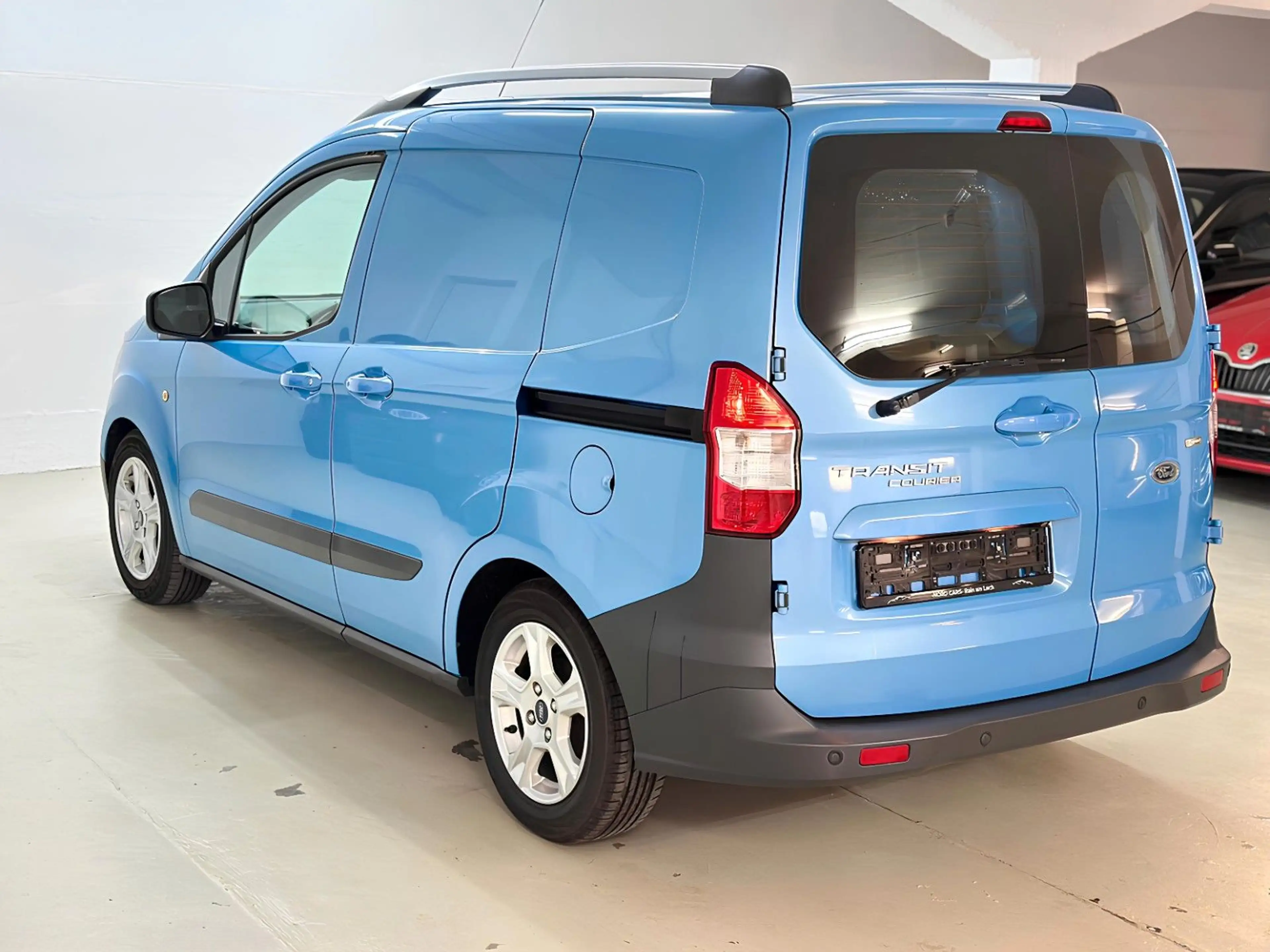 Ford Transit Courier *KLIMA *KAMERA *NAVI *SHZ *PDC — photo 9