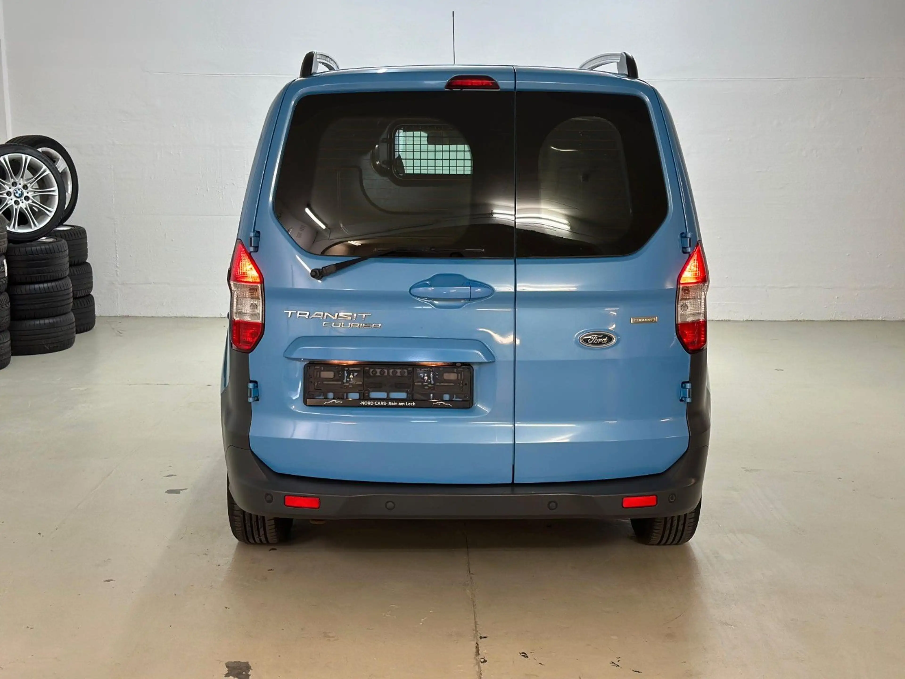 Ford Transit Courier *KLIMA *KAMERA *NAVI *SHZ *PDC — photo 10