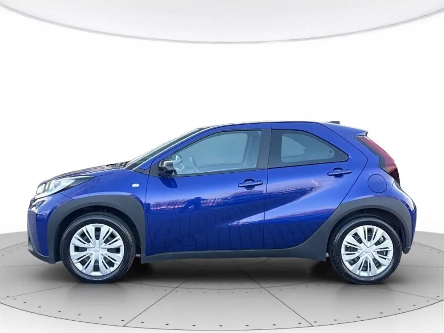 Toyota Aygo X 1.0 Active 72cv Blau - 2
