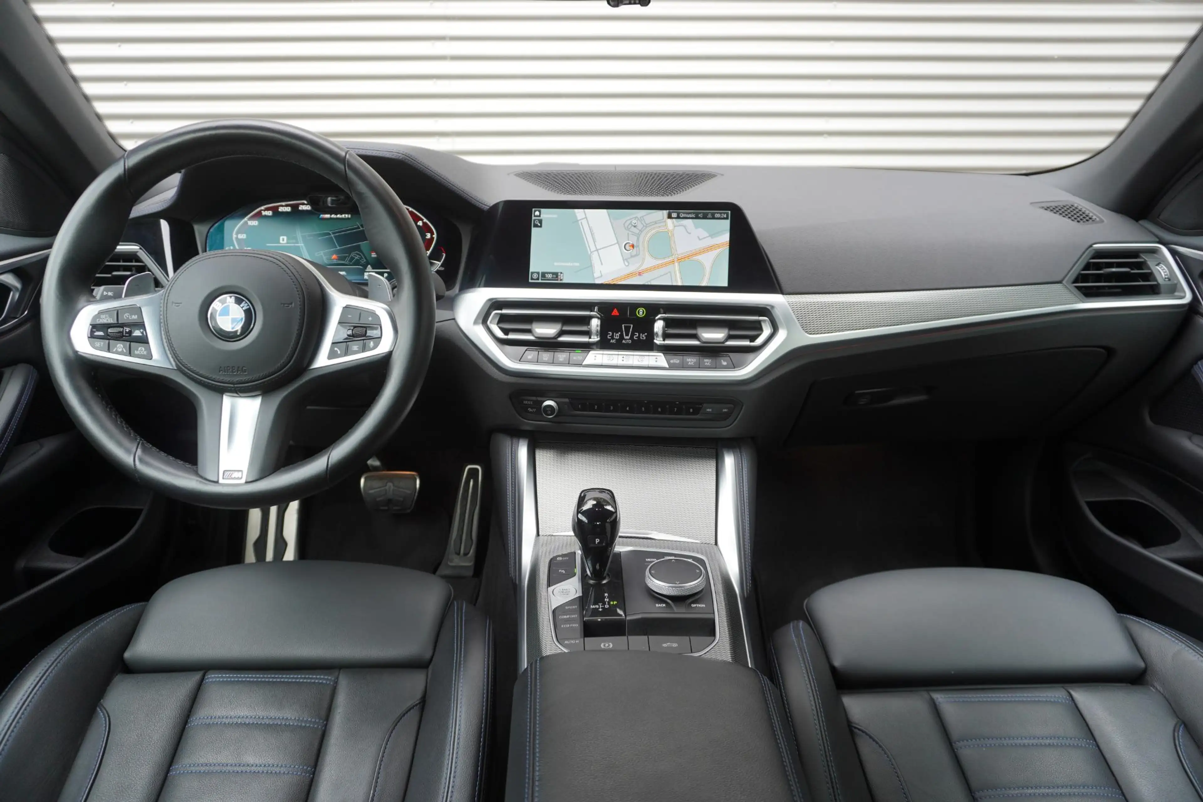 BMW 440 4 Serie Cabrio M440i xDrive Driving Assistant Prof — photo 9