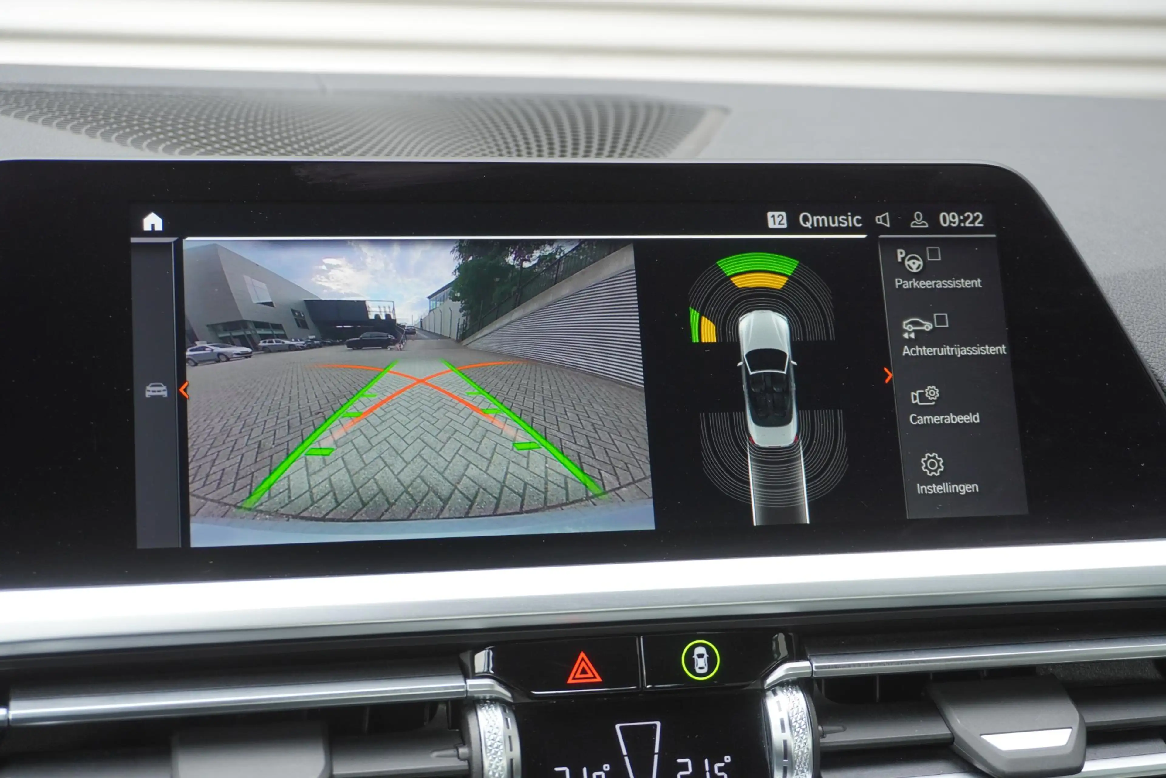 BMW 440 4 Serie Cabrio M440i xDrive Driving Assistant Prof — photo 13