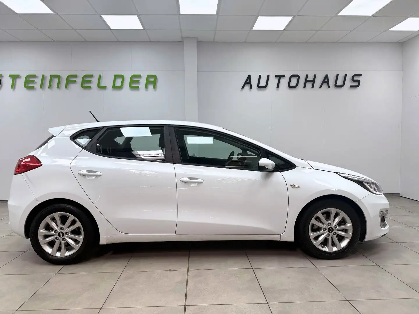 Kia Ceed / cee'd Ceed 1.4 Edition 7 / 5T / KLIMA / ALU / SHZ /LED Wit - 2