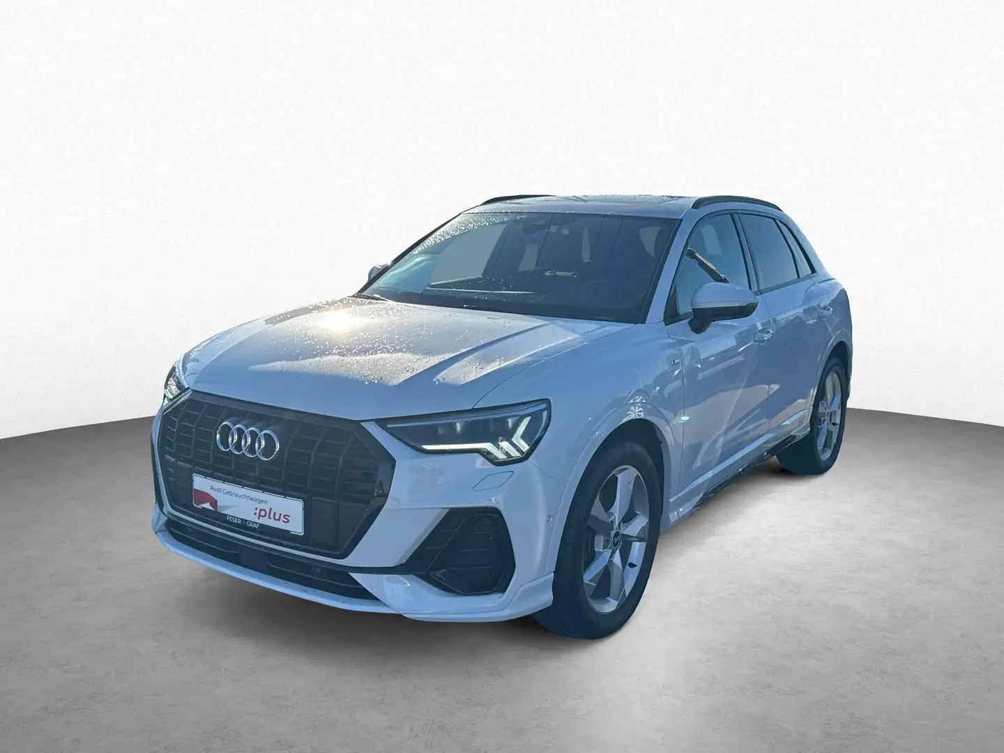 Audi Q3 S line 35 2.0 TDI DSG 150PS Weiß - 1