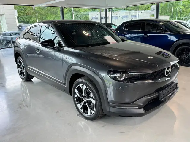 Mazda MX-30 17.8 kWh e-SKYACTIV R-EV Makoto (125kW) STOCK