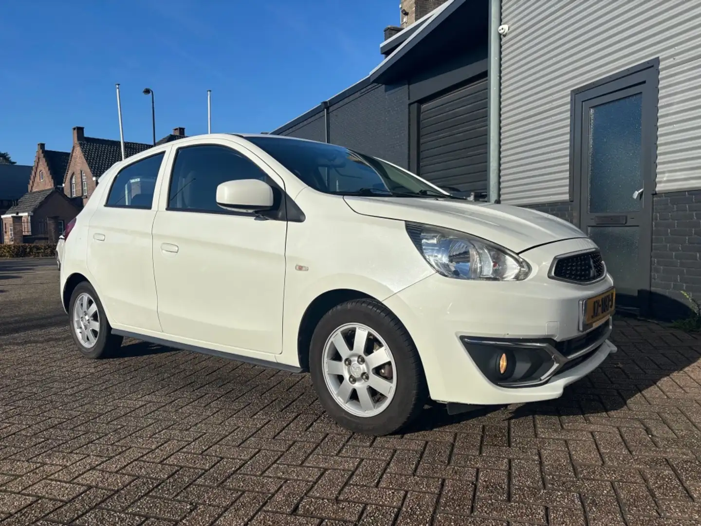 Mitsubishi Space Star 1.0 Cool+ 3 MND GAR | NAVI | AIRCO | SPORTVELGEN | Blanc - 1