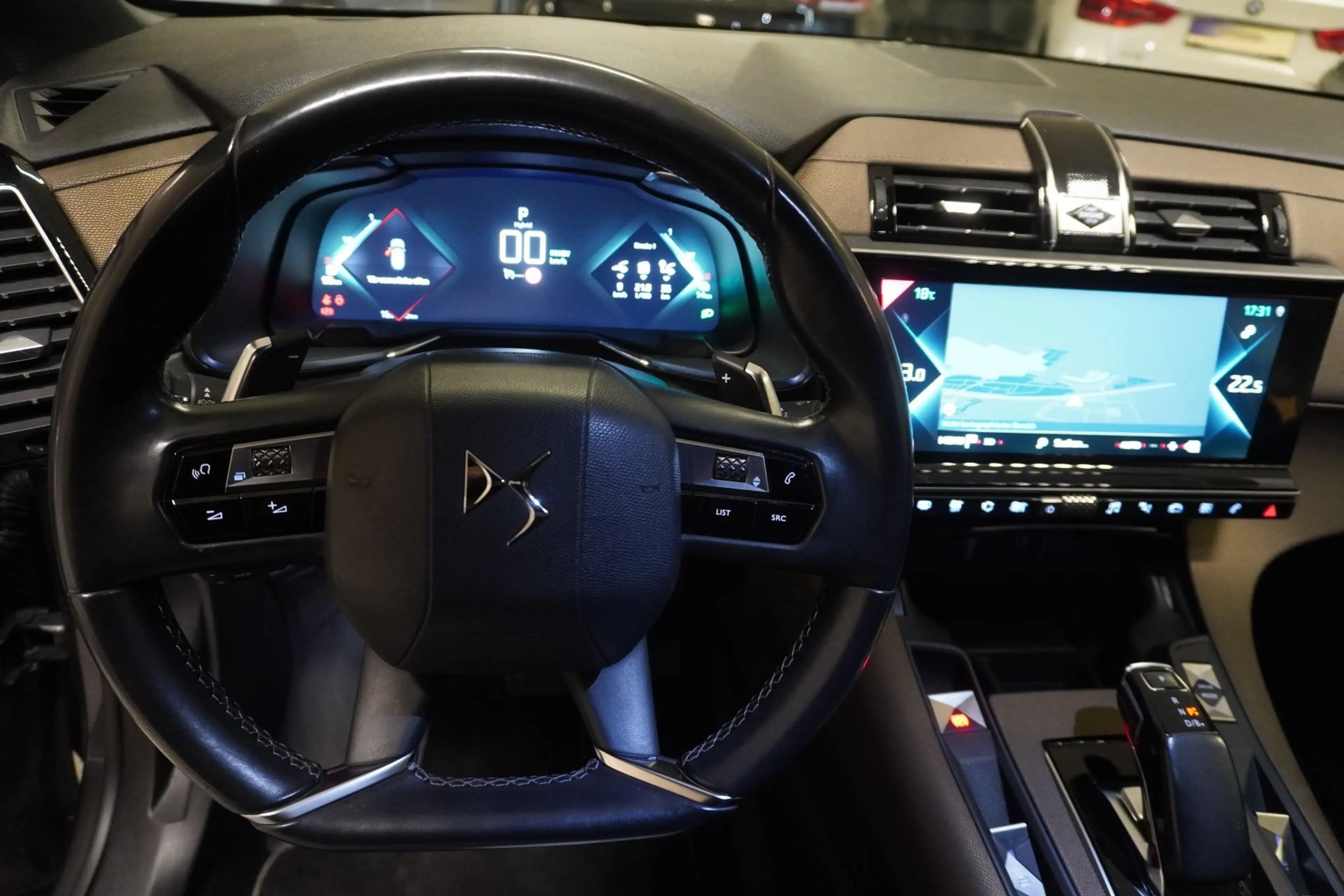 DS Automobiles DS 7 Crossback E-Tense PHEV LED/Kam — photo 11