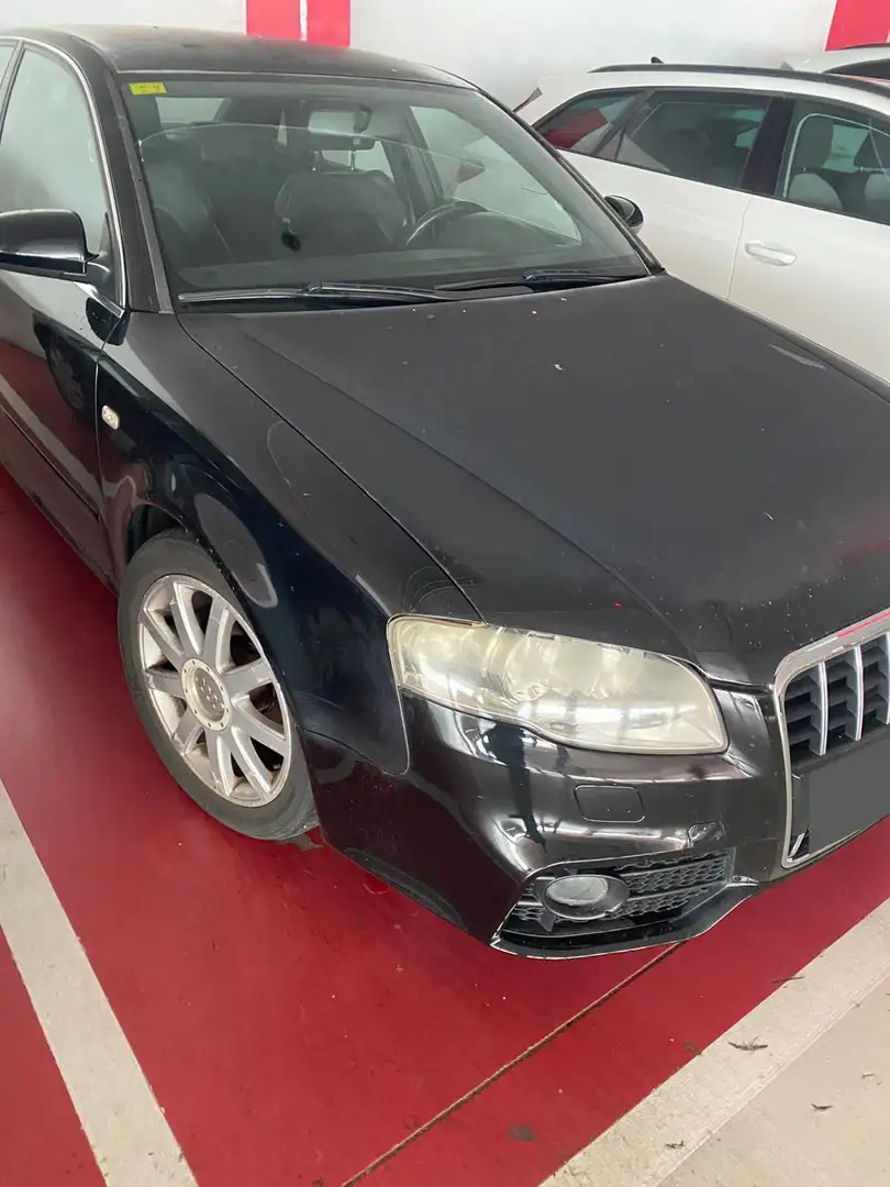Audi A4 B7 2.0 TDI 140 CV S line exterior e interior Negro - 2