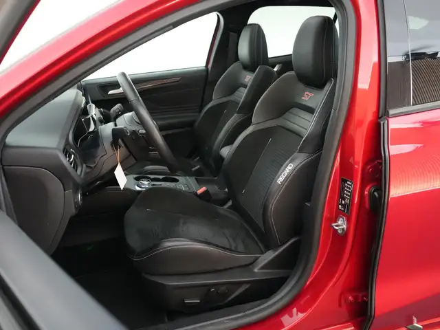 Ford Focus view 10