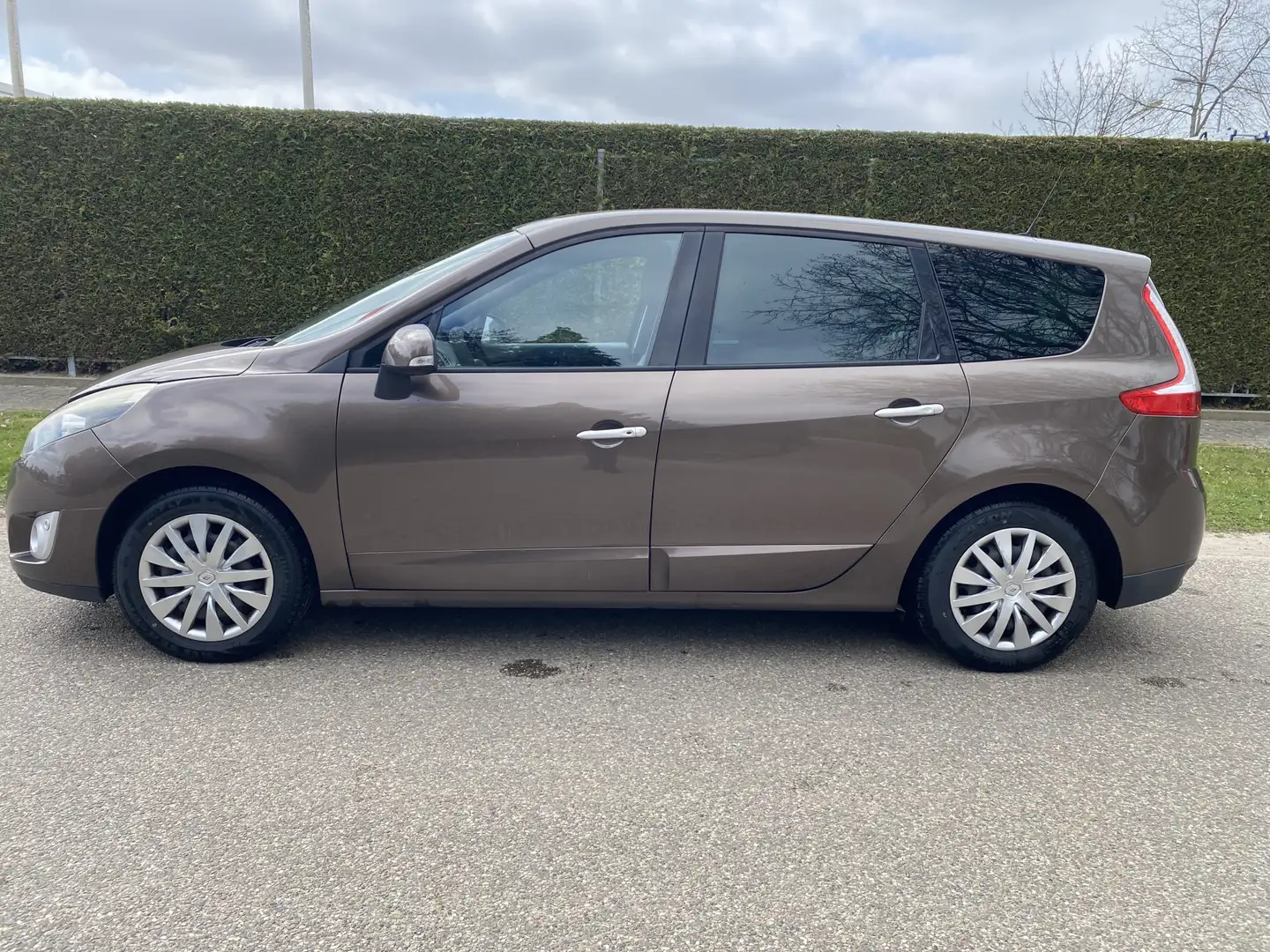 Renault Grand Scenic 1.4 TCe Bose 7p. Motorschade export ‼️ Hnědá - 2