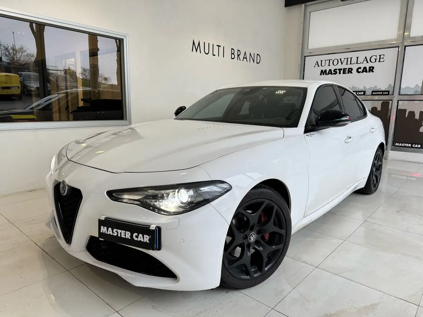 Alfa Romeo Giulia 2.2 t 160cv auto Weiß - 1