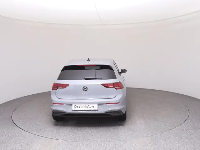 Volkswagen Golf view 6