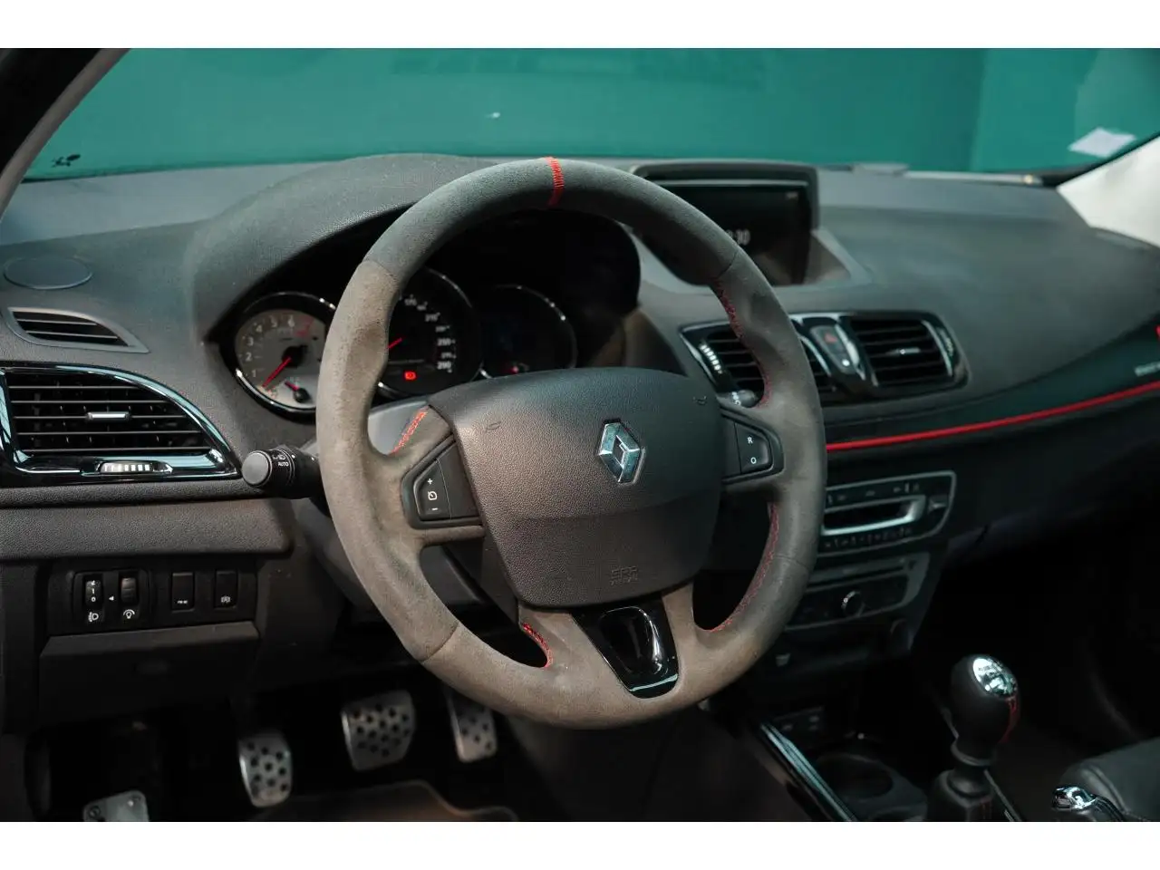 Renault Megane Coupé — photo 12
