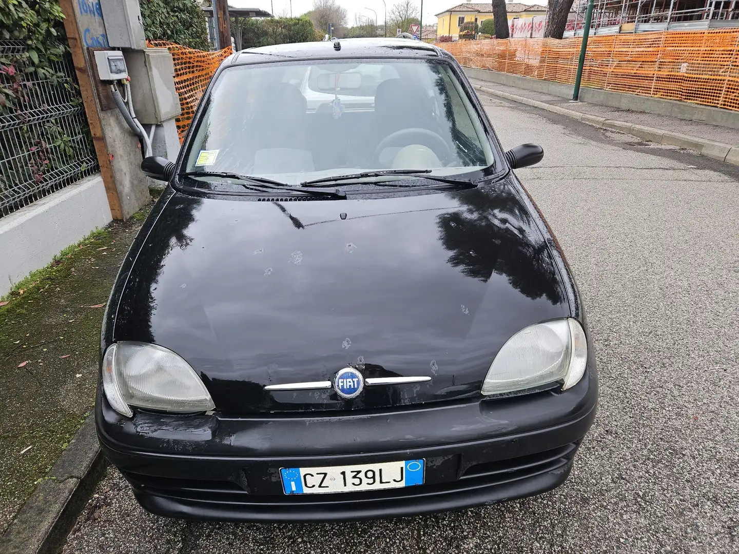 Fiat 600 1.1 Чорний - 1