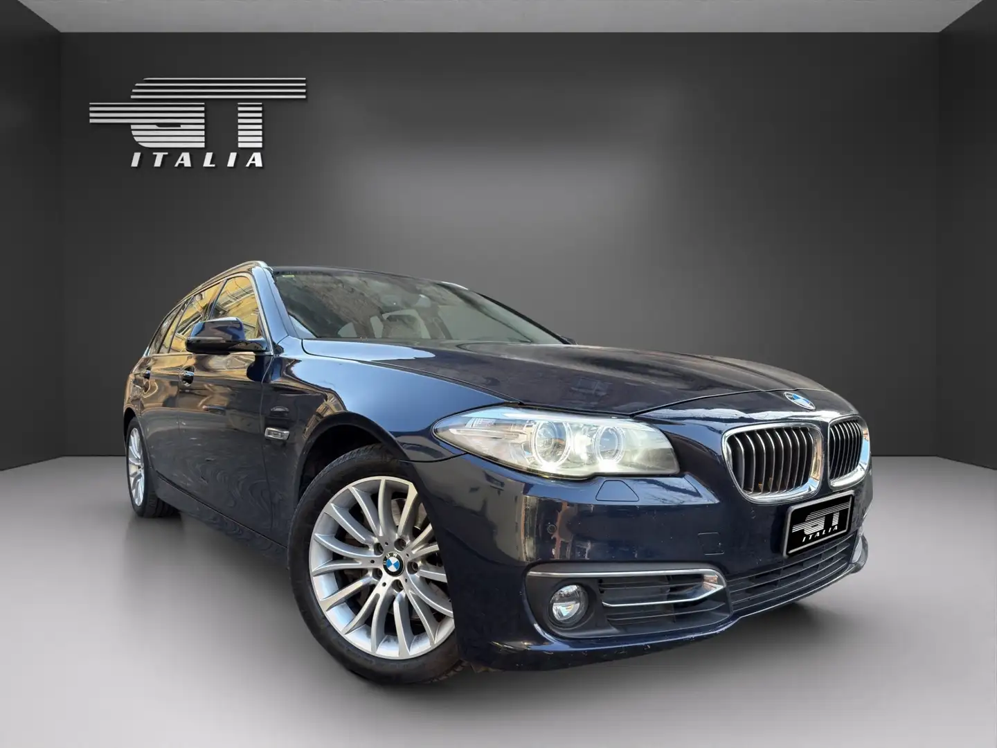 BMW 525 525d xDrive Touring Luxury Bleu - 1