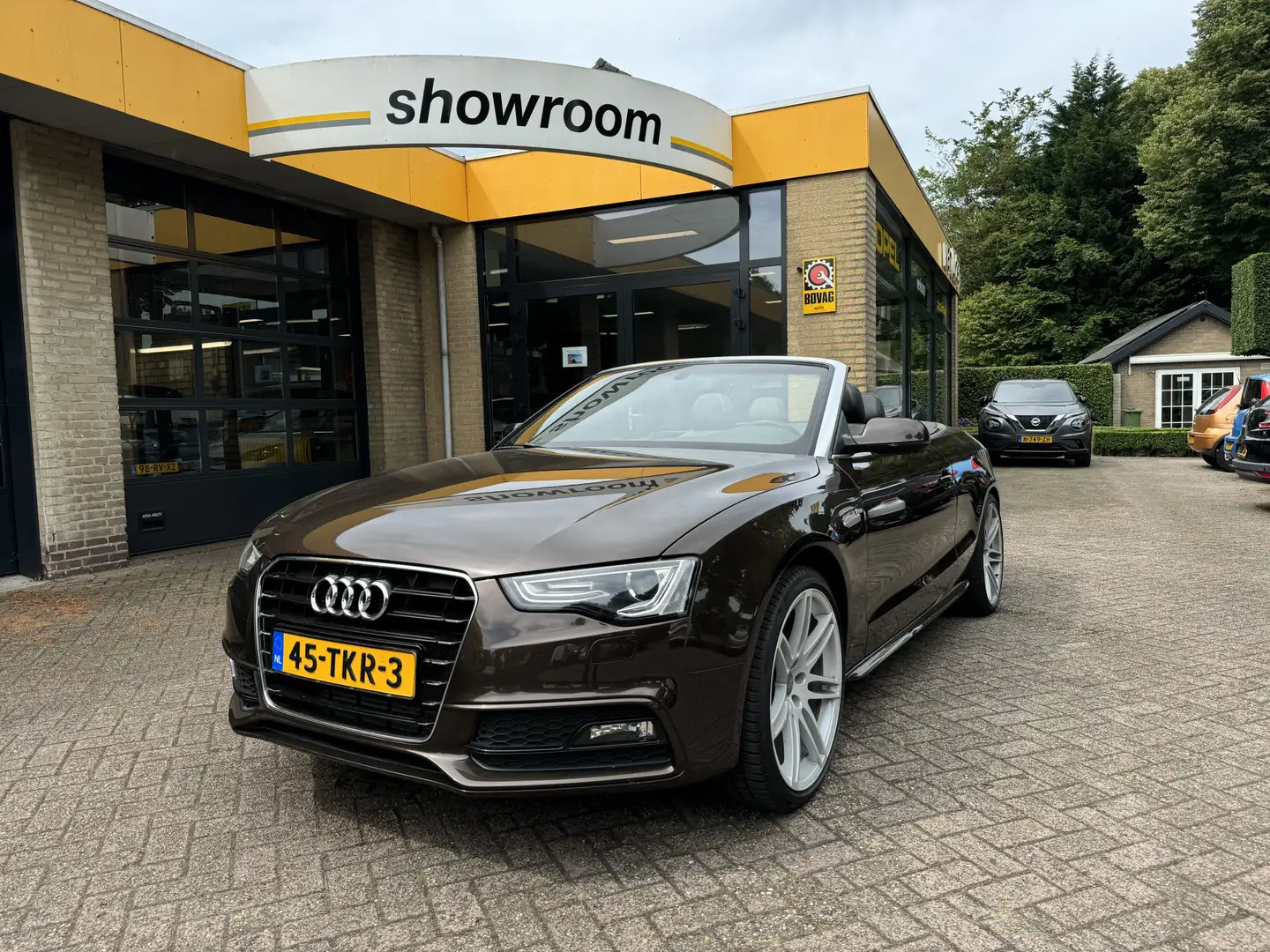 Audi A5 Cabriolet 1.8 TFSI Pro Line S Leder Climate Contro Bruin - 1