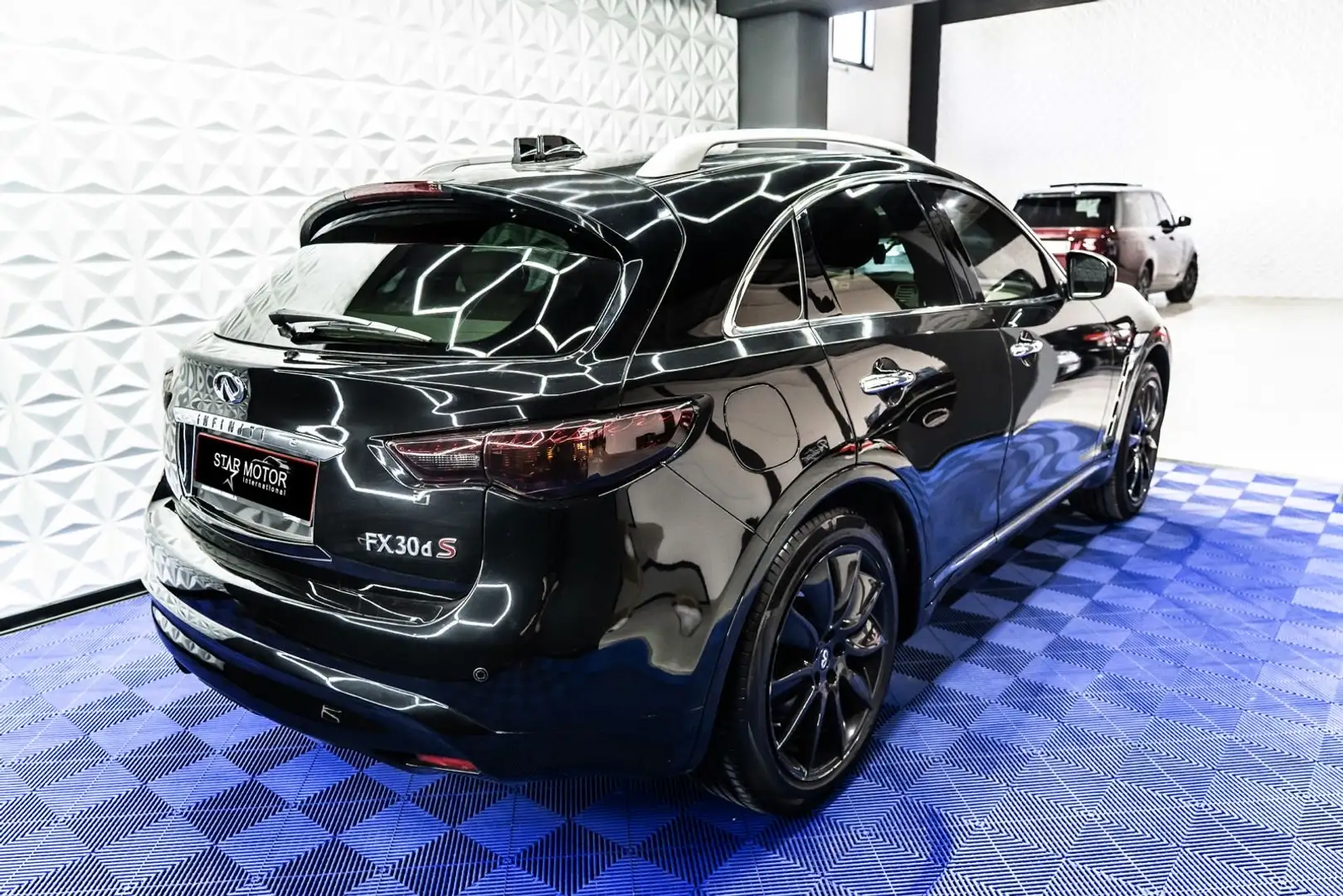 Infiniti FX 3.0d V6 S Premium awd auto - 2