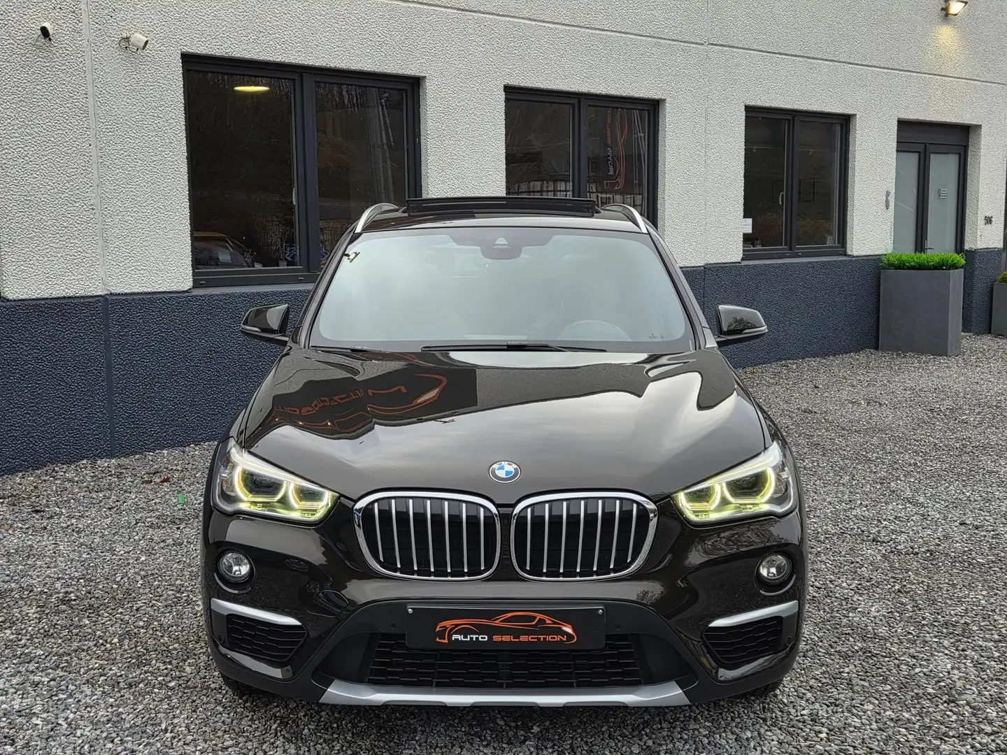 BMW X1 1.5iA sDrive18 | X LINE | PANO | CUIR | COMME NEUF Brun - 2