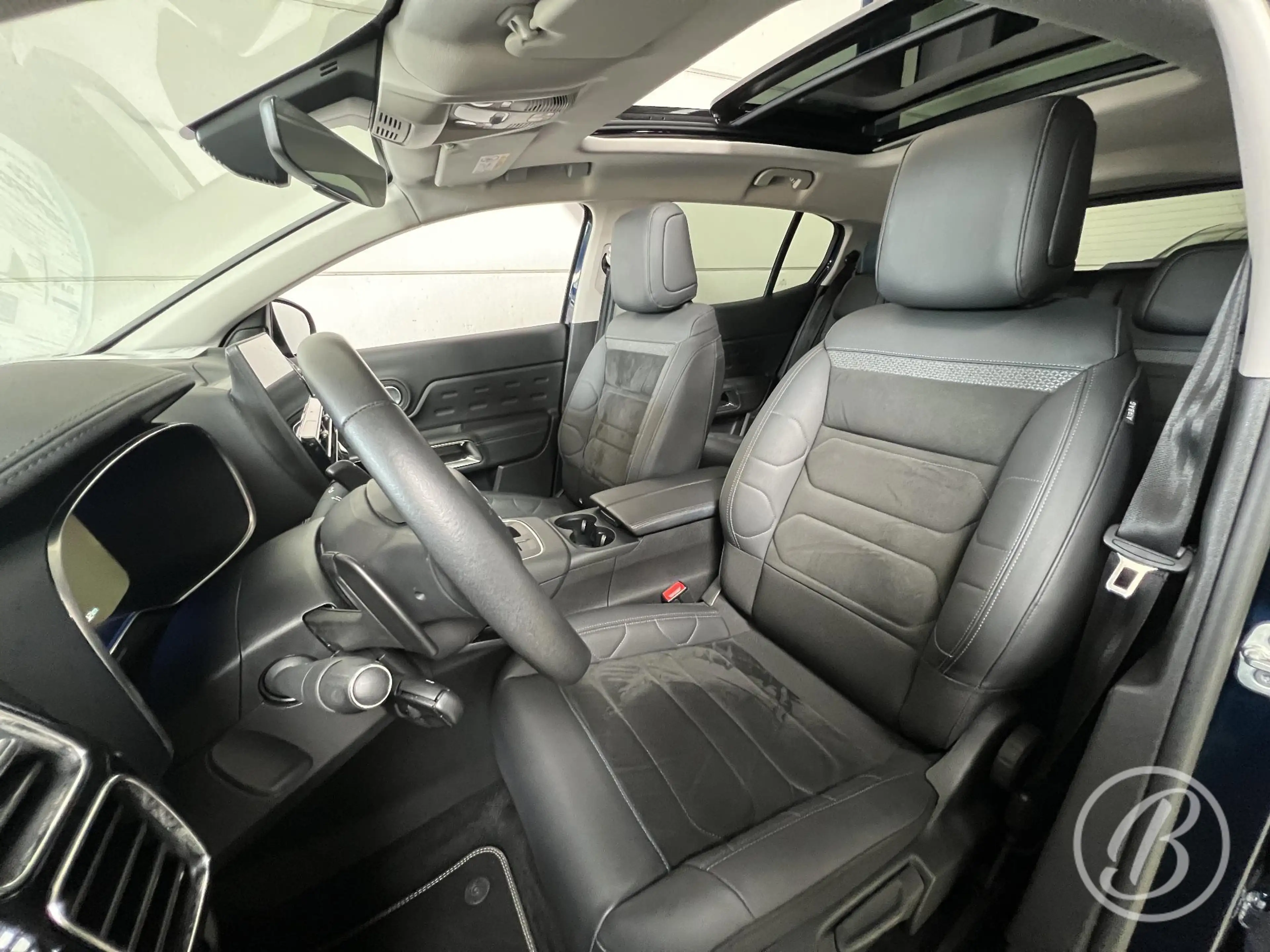 Citroen C5 Aircross 1.6 Plug-in Hybrid 225 Business Plus — photo 13