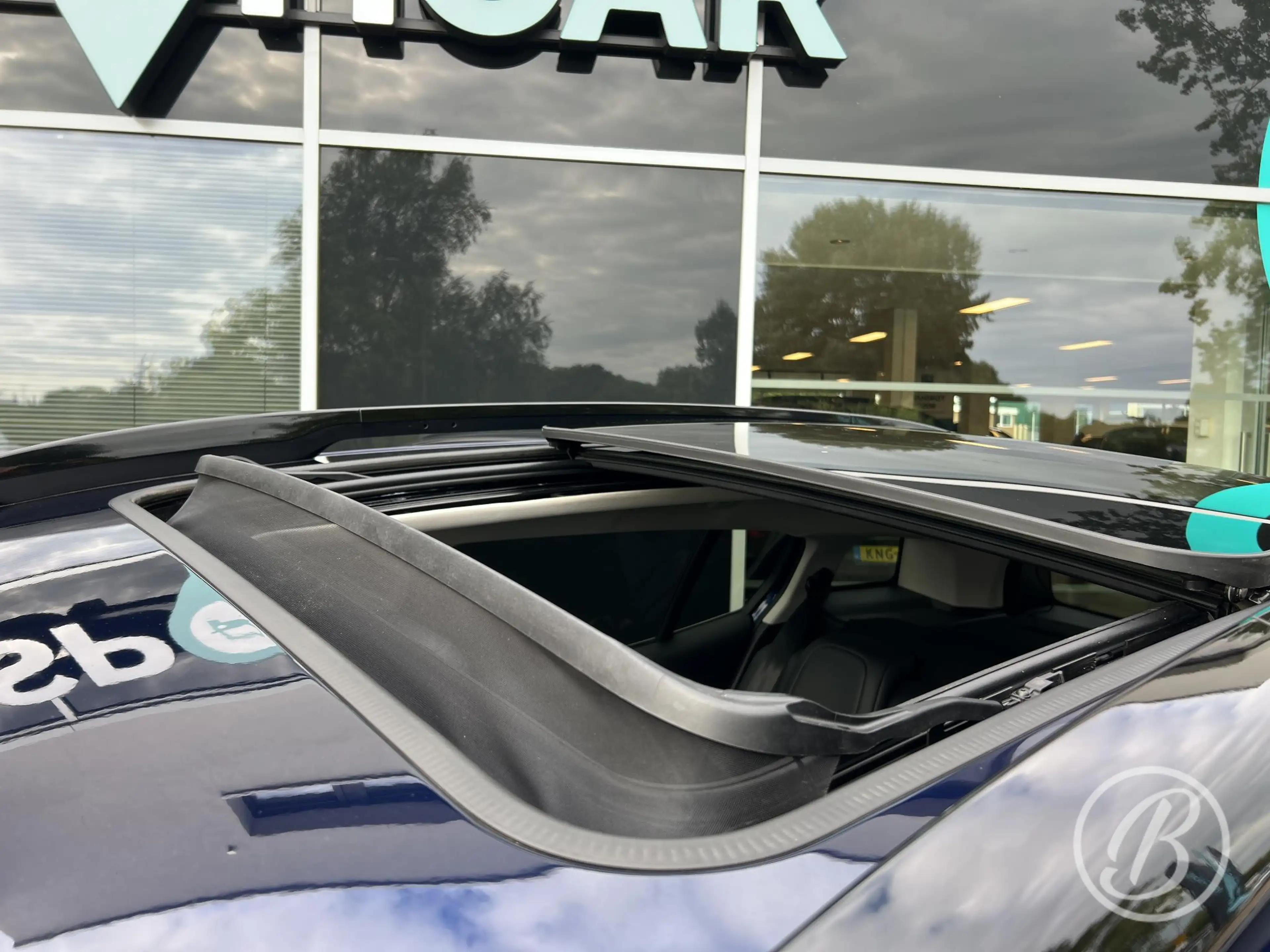 Citroen C5 Aircross 1.6 Plug-in Hybrid 225 Business Plus — photo 36