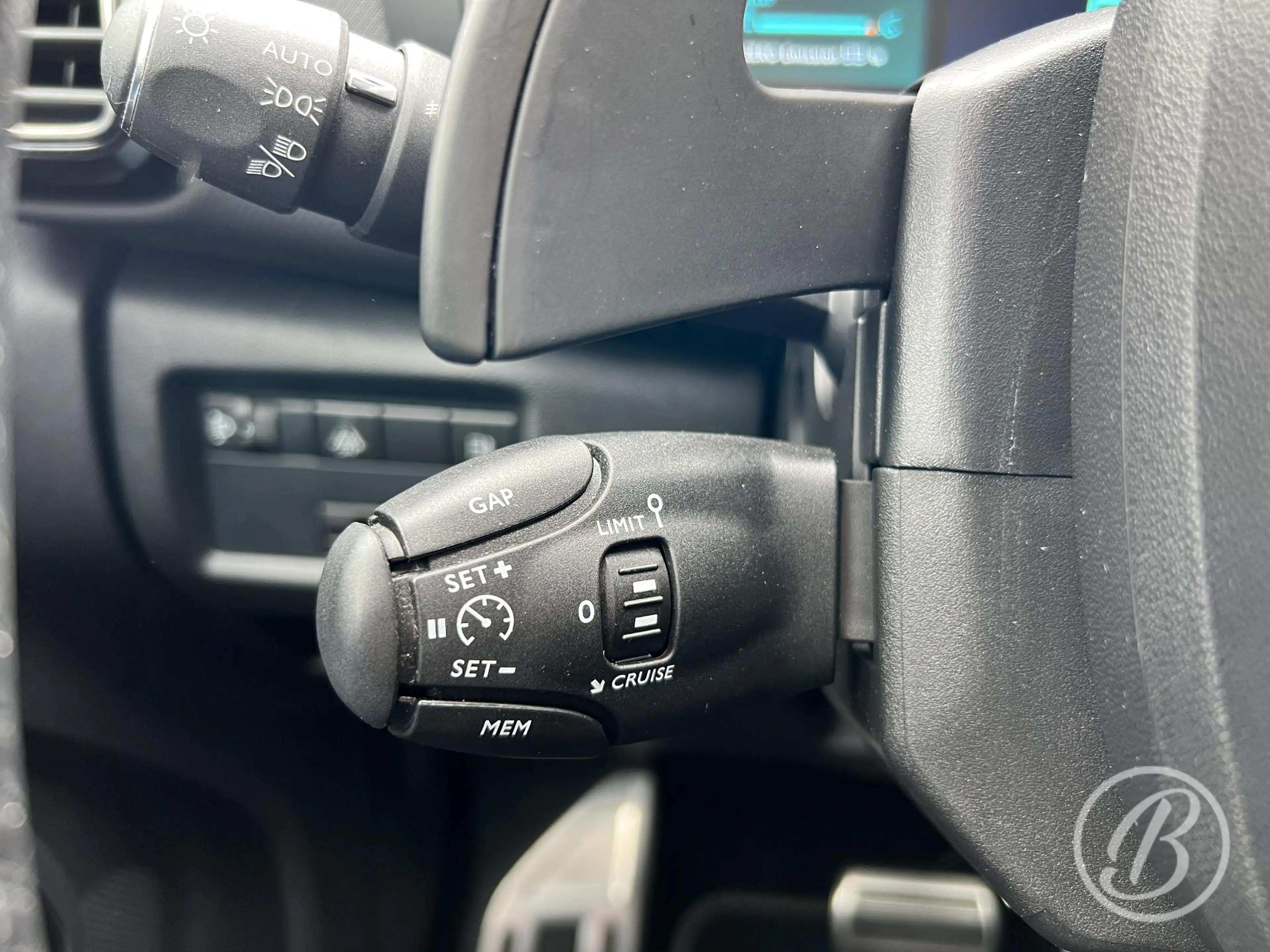 Citroen C5 Aircross 1.6 Plug-in Hybrid 225 Business Plus — photo 23