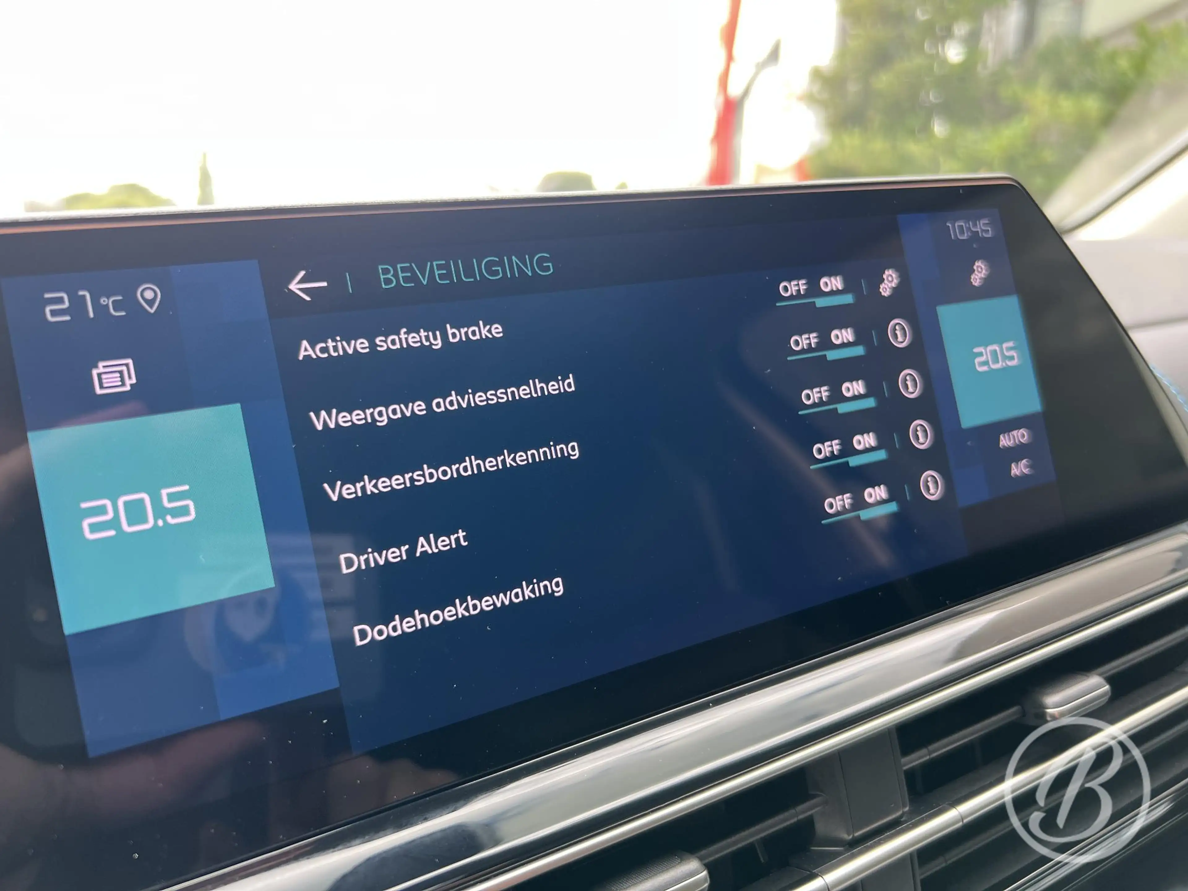 Citroen C5 Aircross 1.6 Plug-in Hybrid 225 Business Plus — photo 30