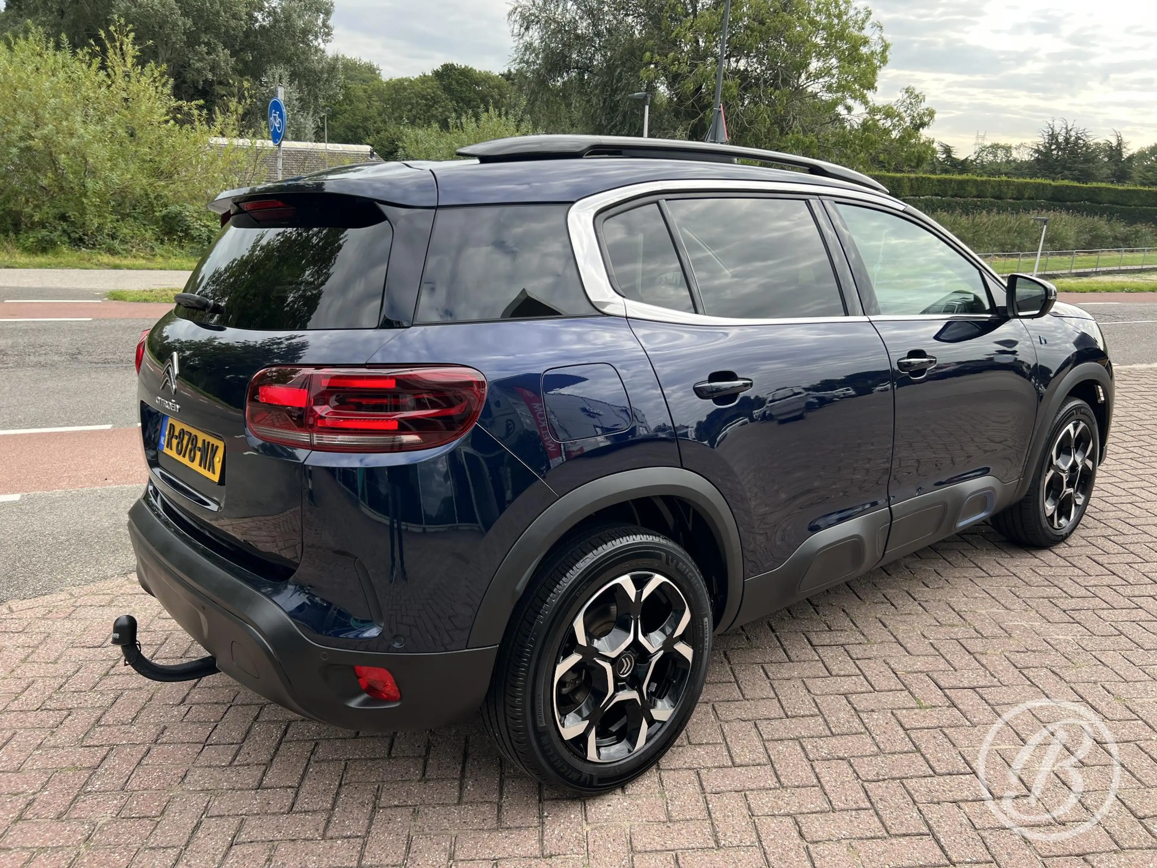 Citroen C5 Aircross 1.6 Plug-in Hybrid 225 Business Plus — photo 4