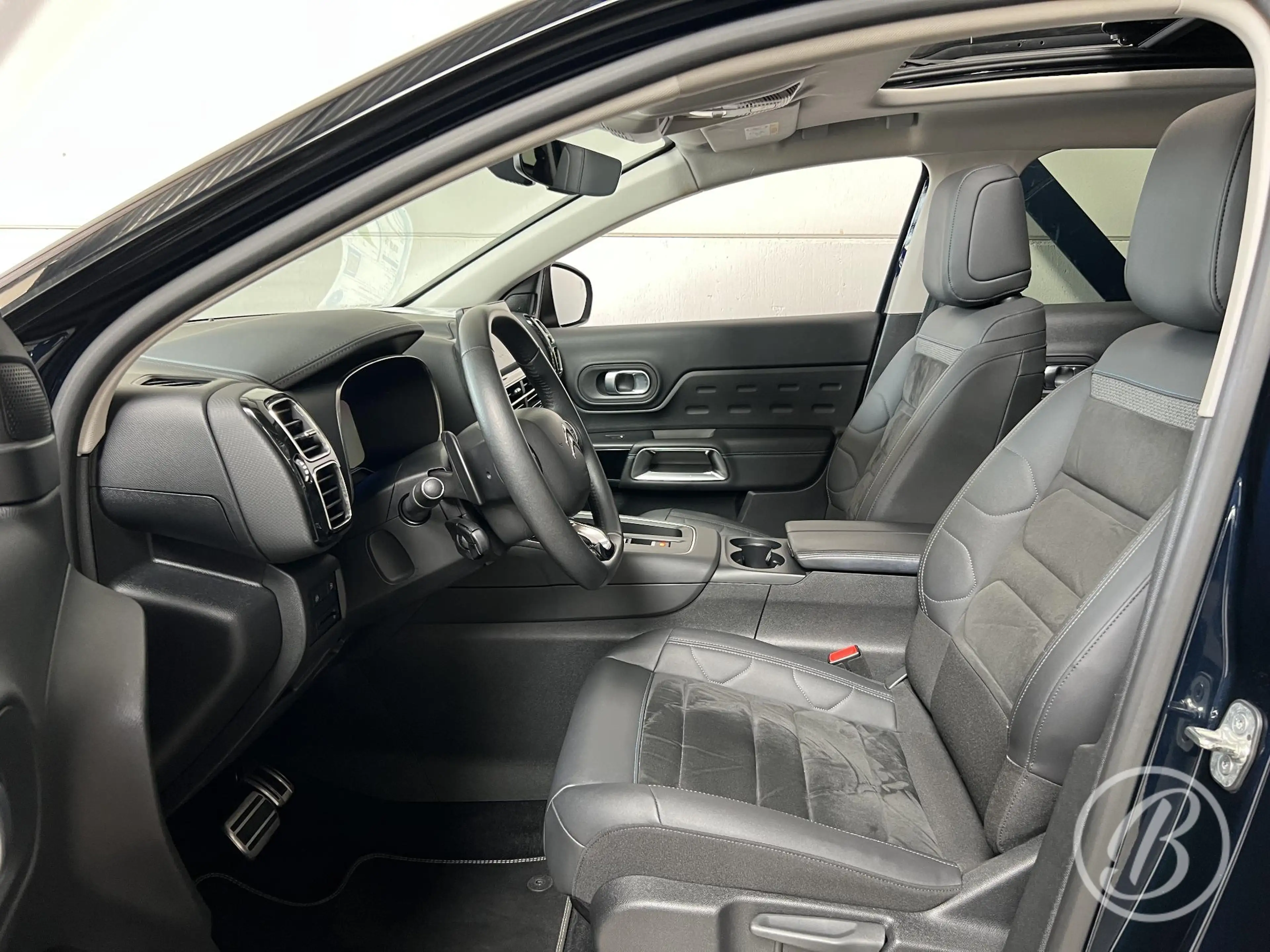 Citroen C5 Aircross 1.6 Plug-in Hybrid 225 Business Plus — photo 10