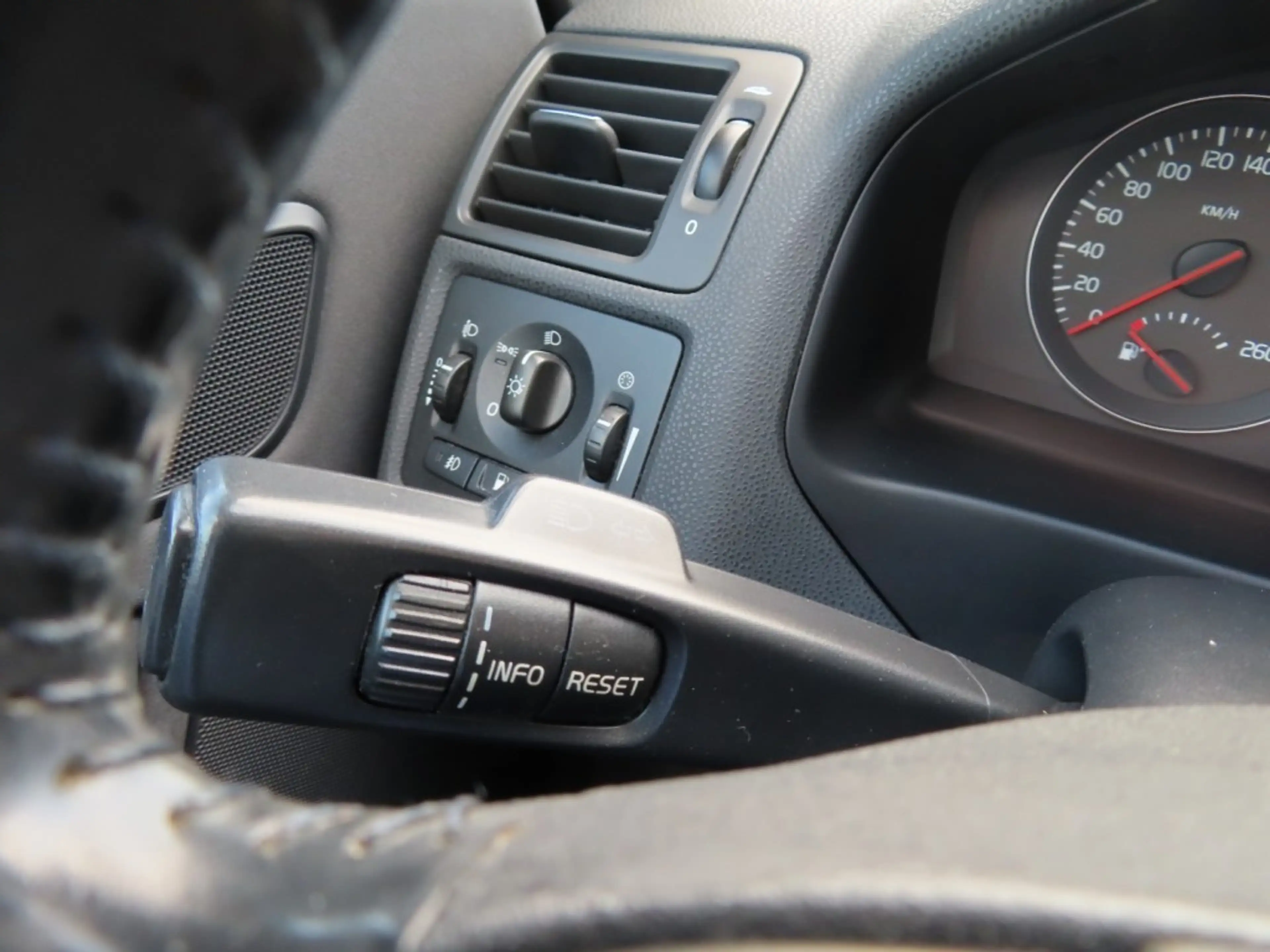 Volvo C70 2.4I Momentum Aut. Ecc Cruise Pdc Top Auto 2007 — photo 21