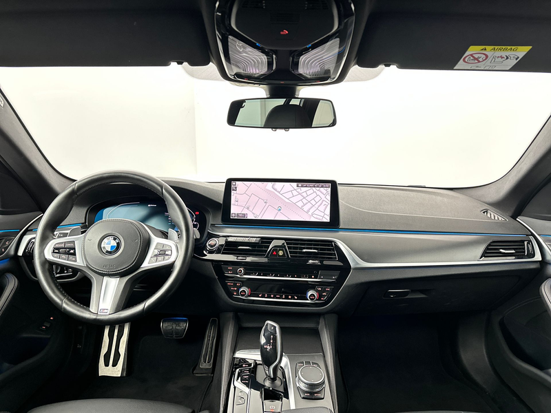 BMW 530 5-serie Touring 530e High Executive M-Sport — photo 5