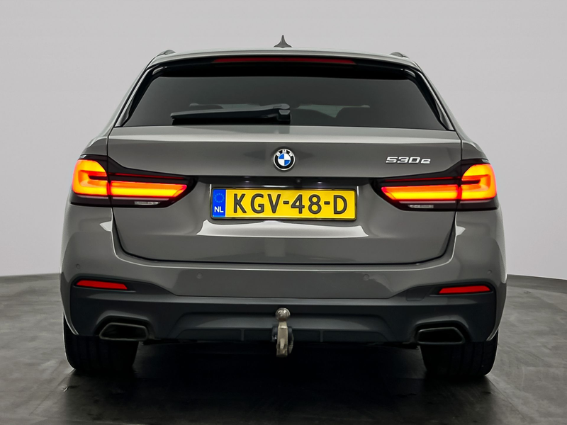 BMW 530 5-serie Touring 530e High Executive M-Sport — photo 11