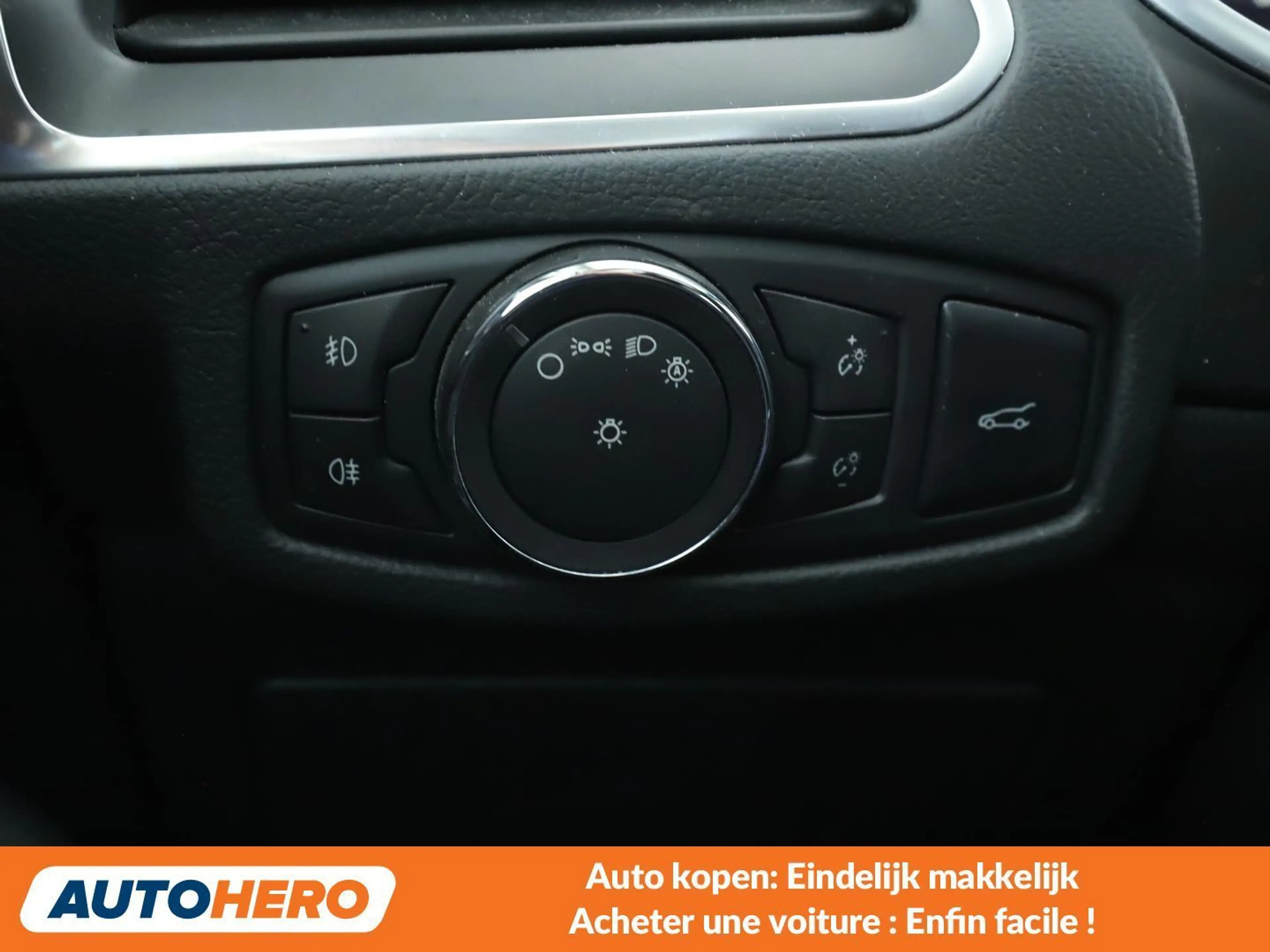 Ford S-Max 2.0 TDCi Titanium — photo 15