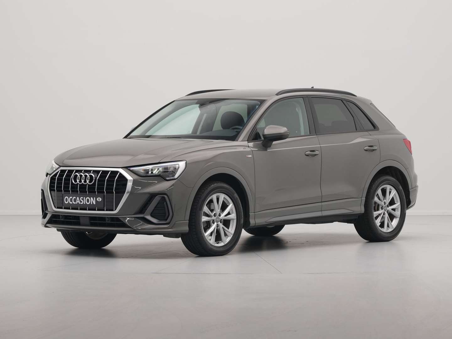 Audi Q3 nuo 460 €/ mėn Benzinas 2020m. Kita Automatinė
